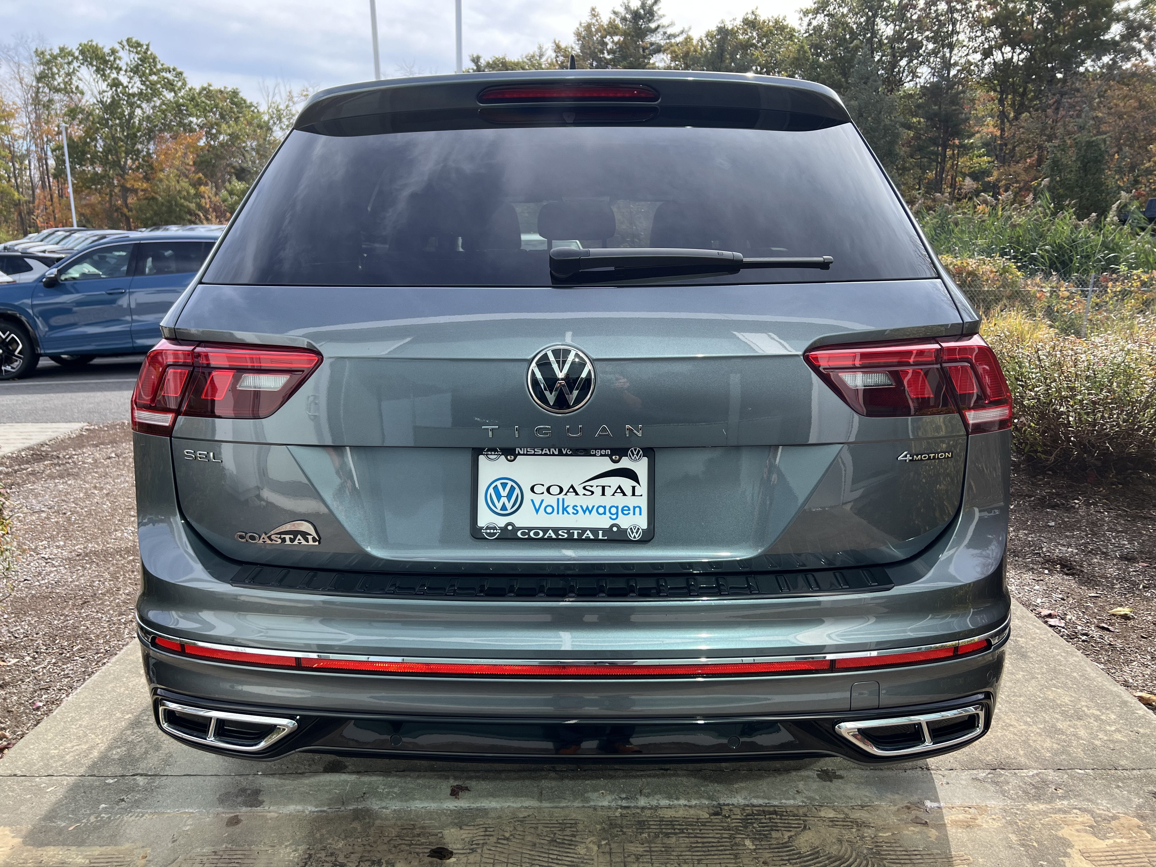 2023 Volkswagen Tiguan SEL R-Line