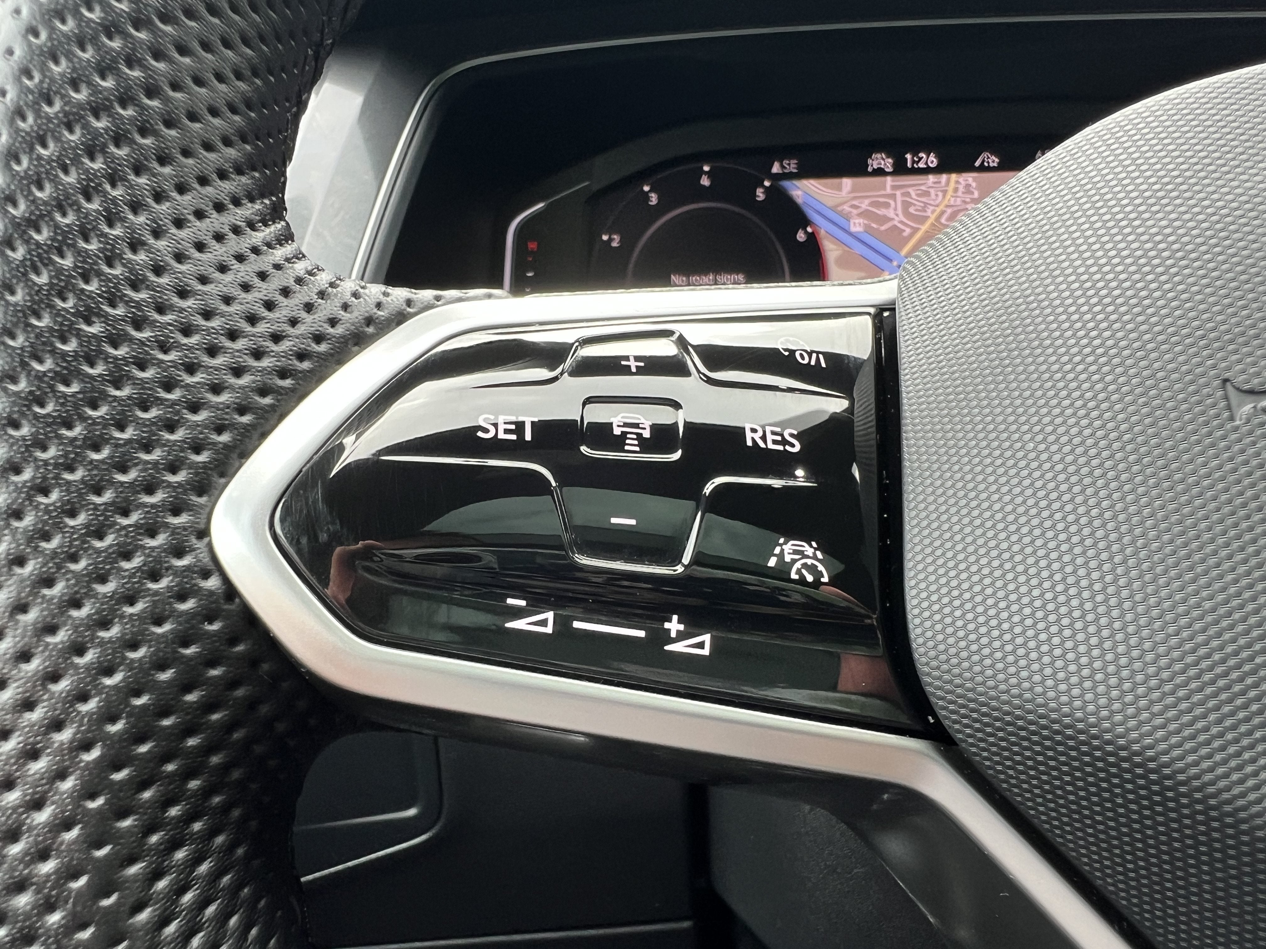2023 Volkswagen Tiguan SEL R-Line