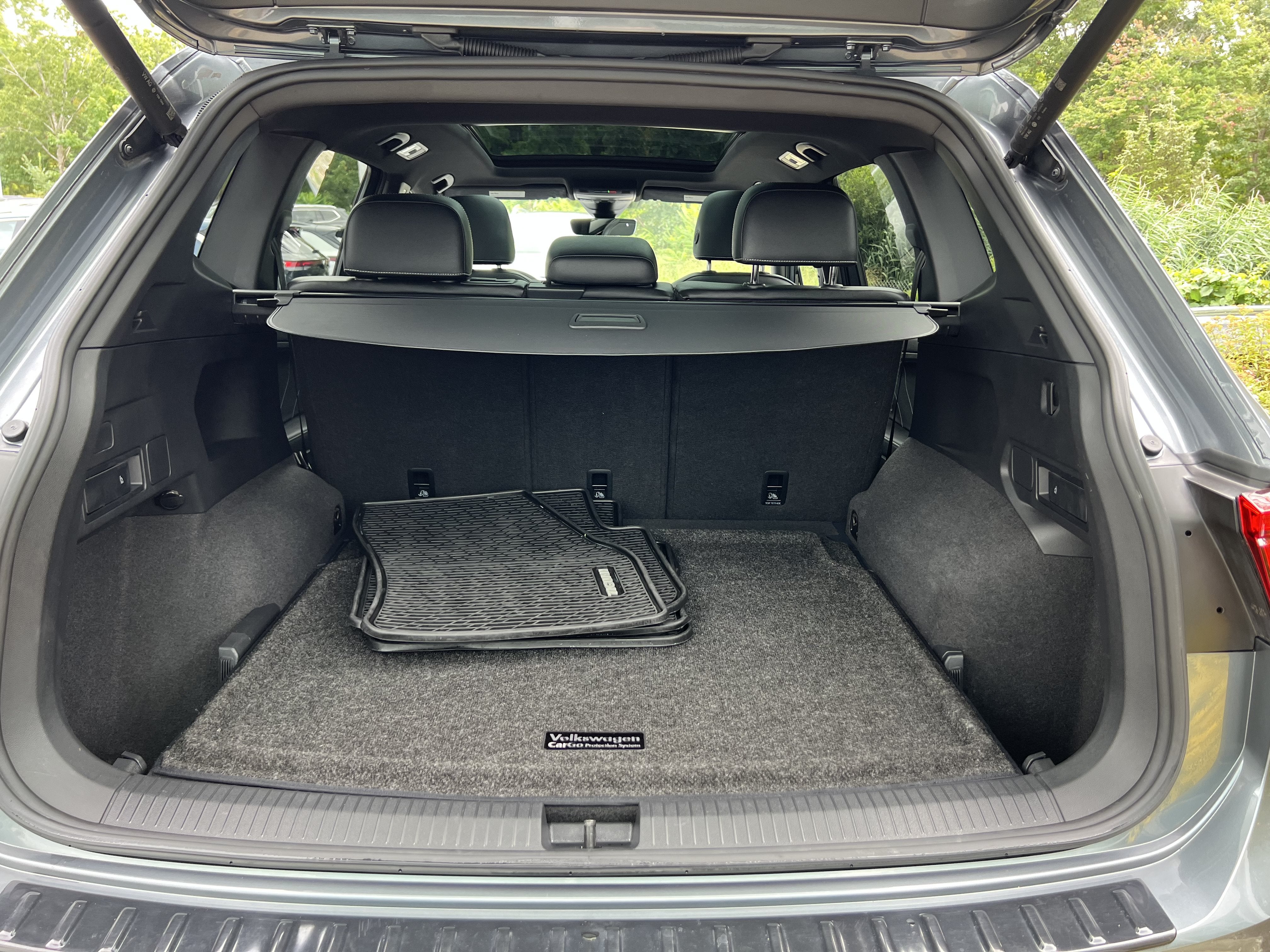 2023 Volkswagen Tiguan SEL R-Line