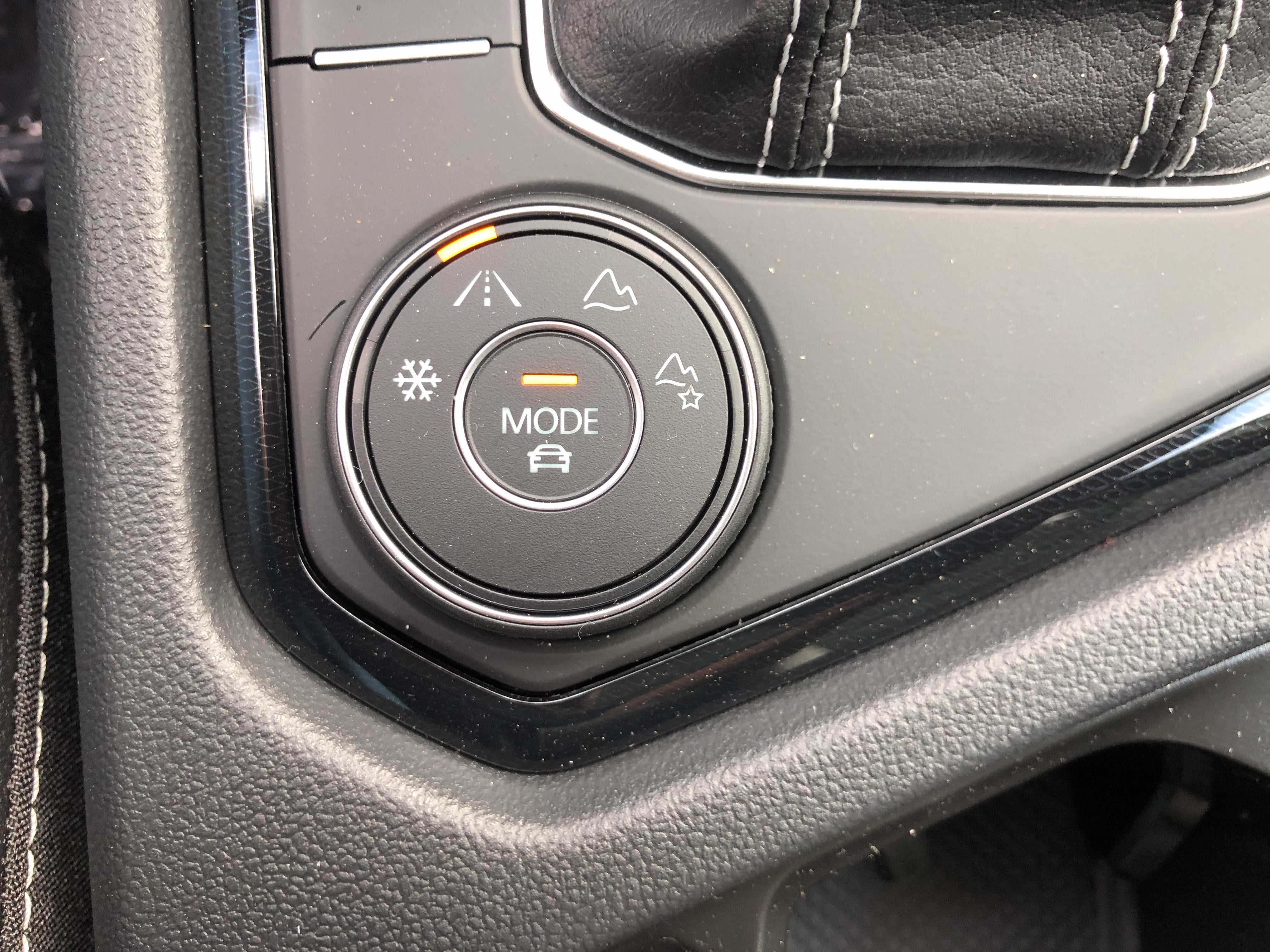 2026 Volkswagen Taos SEL
