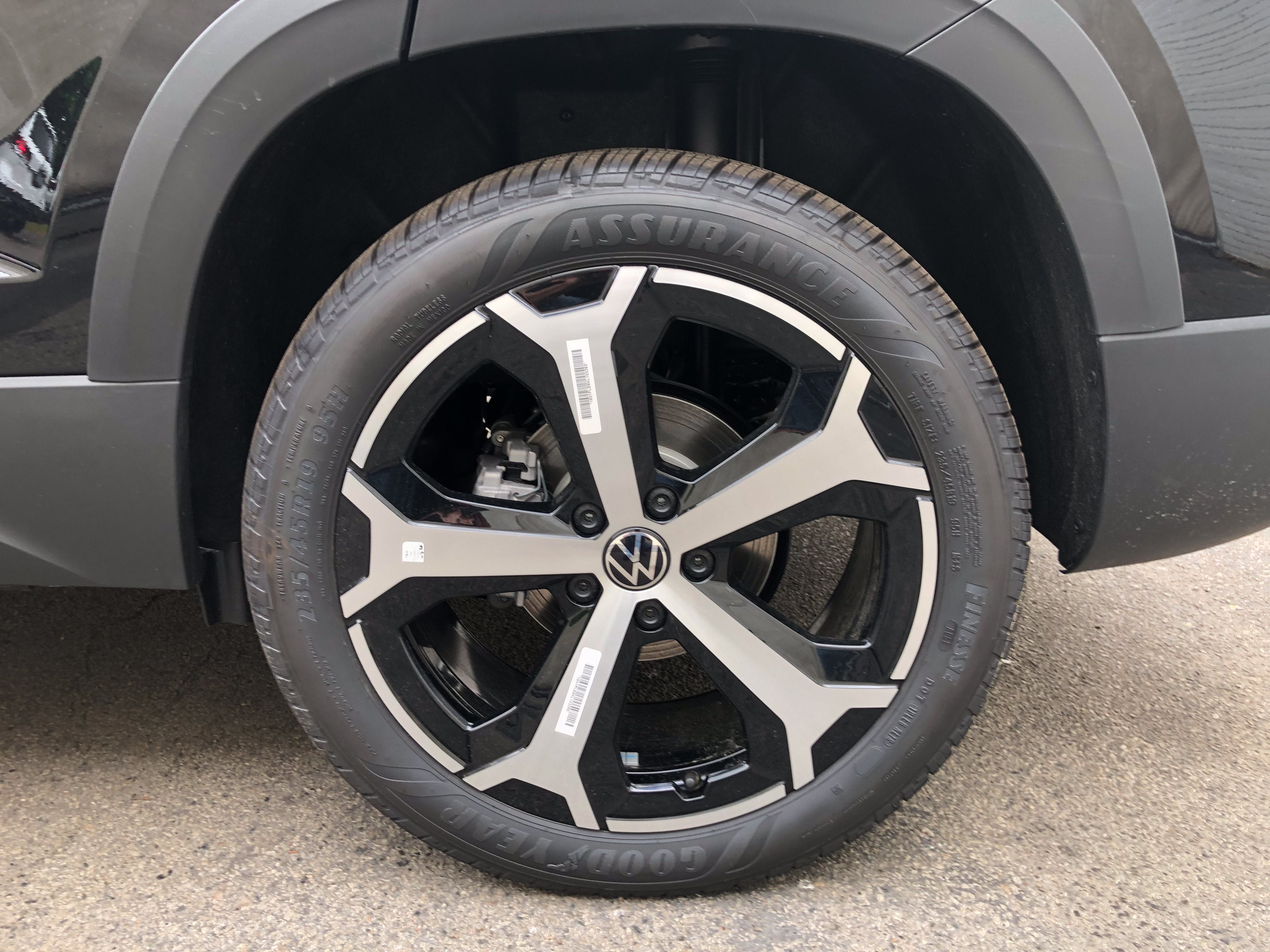 2026 Volkswagen Taos SEL