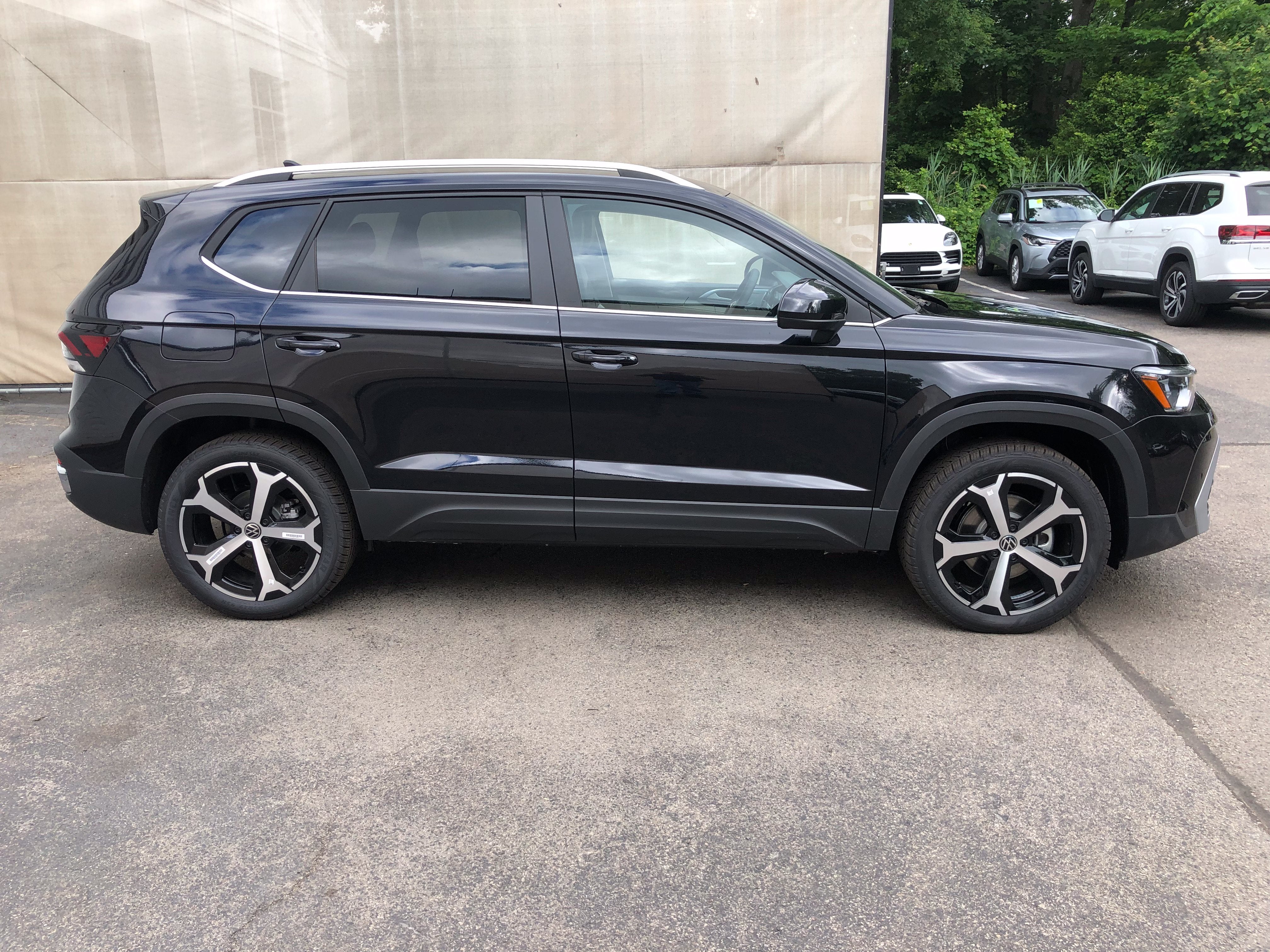 2026 Volkswagen Taos SEL