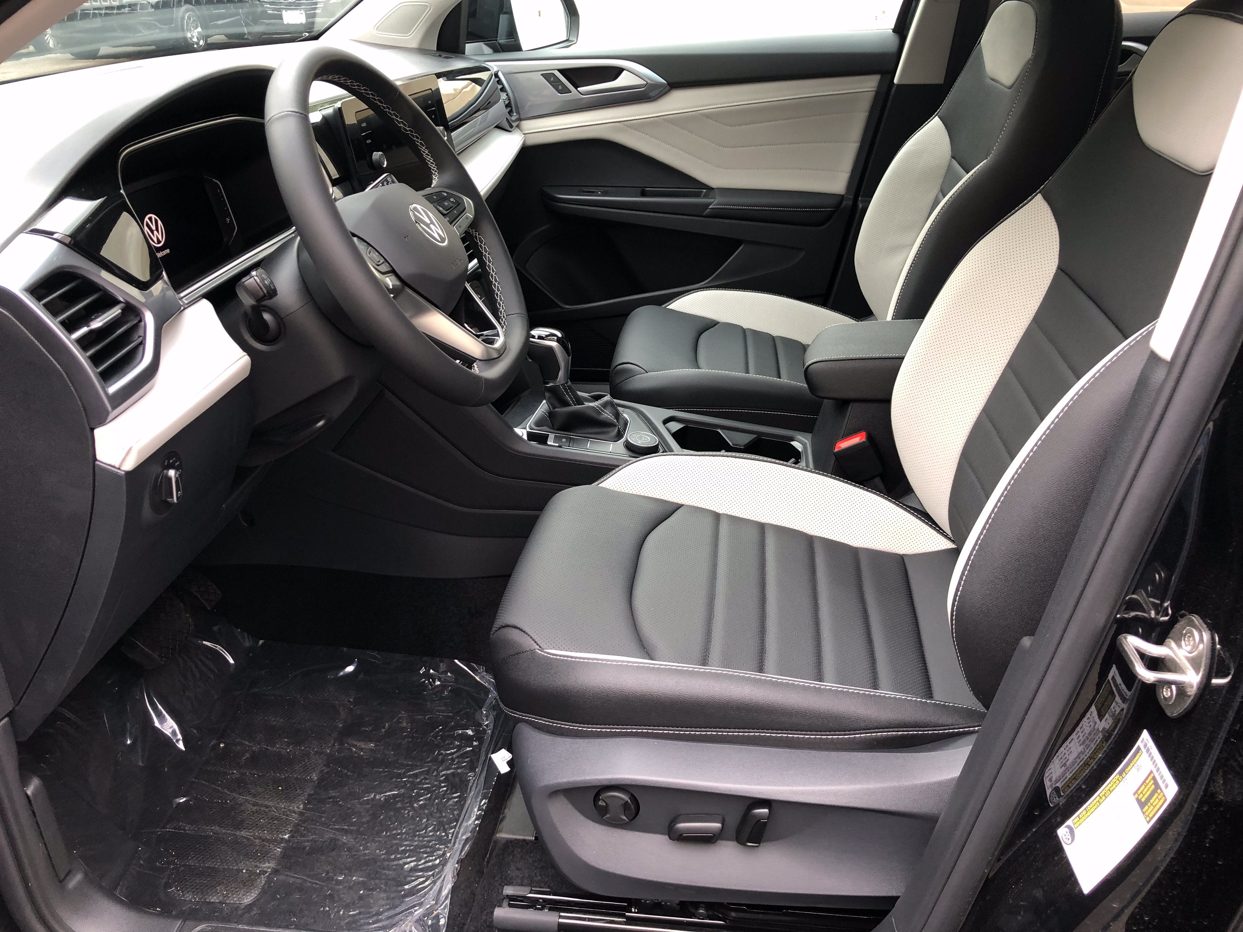 2026 Volkswagen Taos SEL
