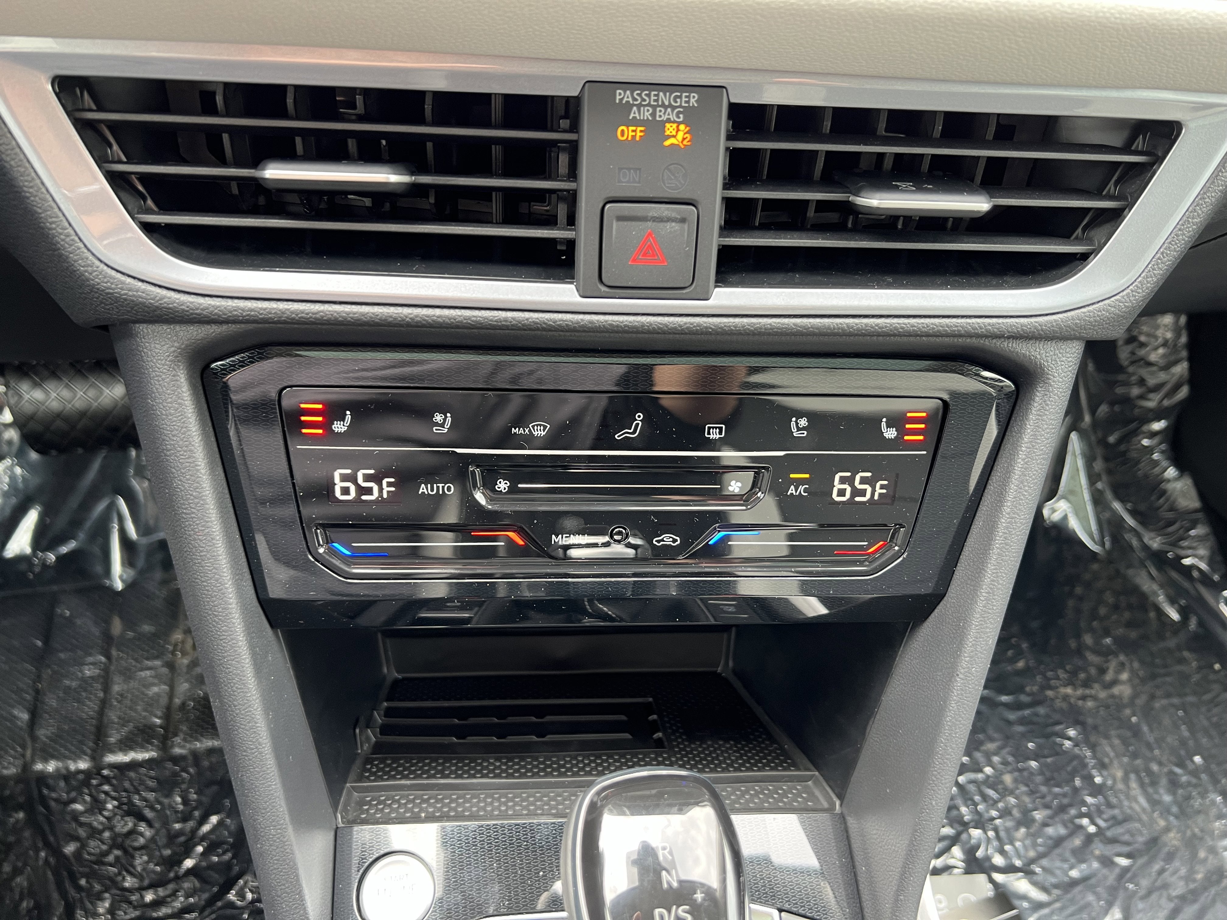 2026 Volkswagen Taos SEL