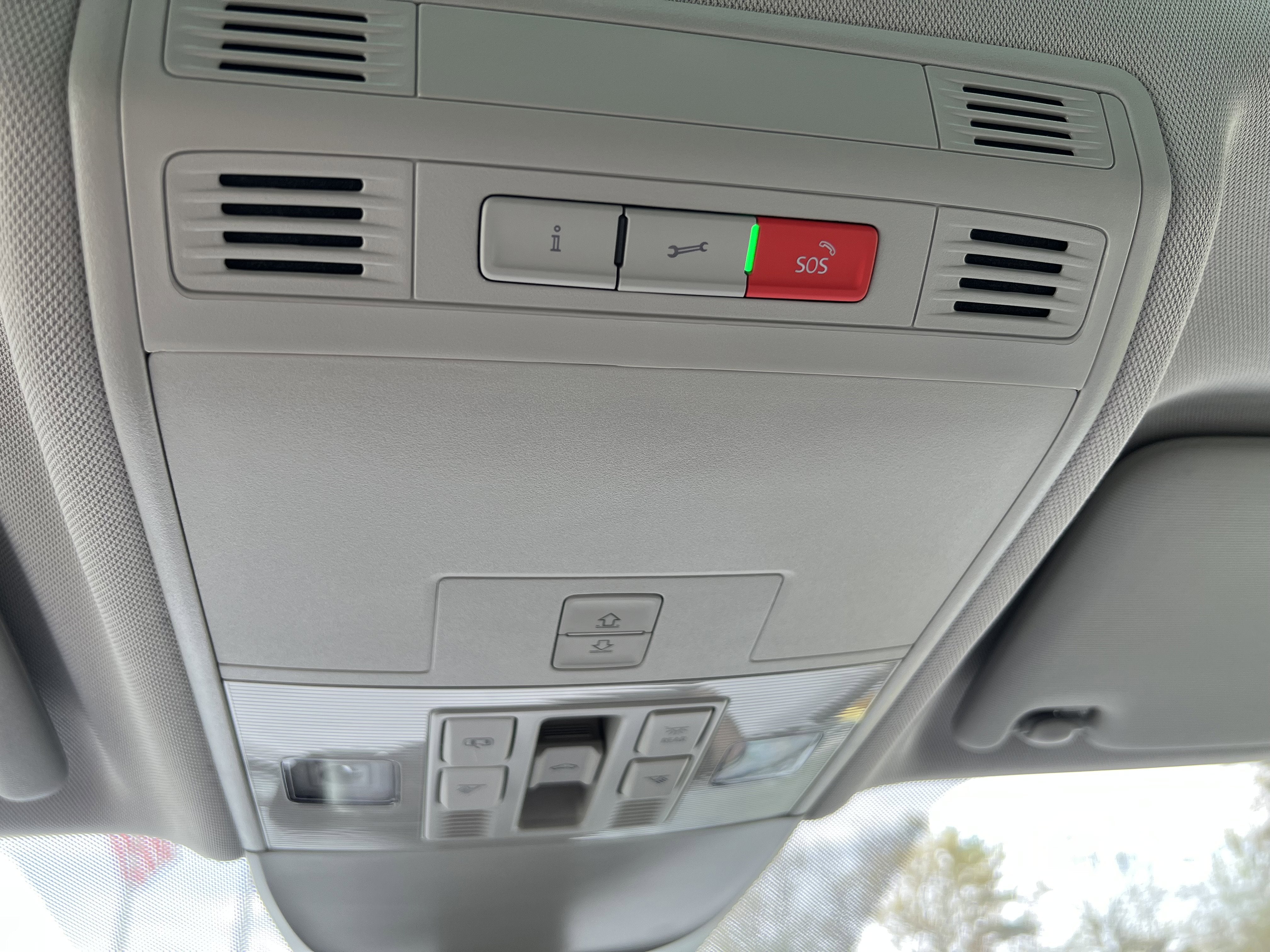 2026 Volkswagen Taos SEL