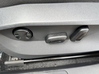2026 Volkswagen Taos SEL