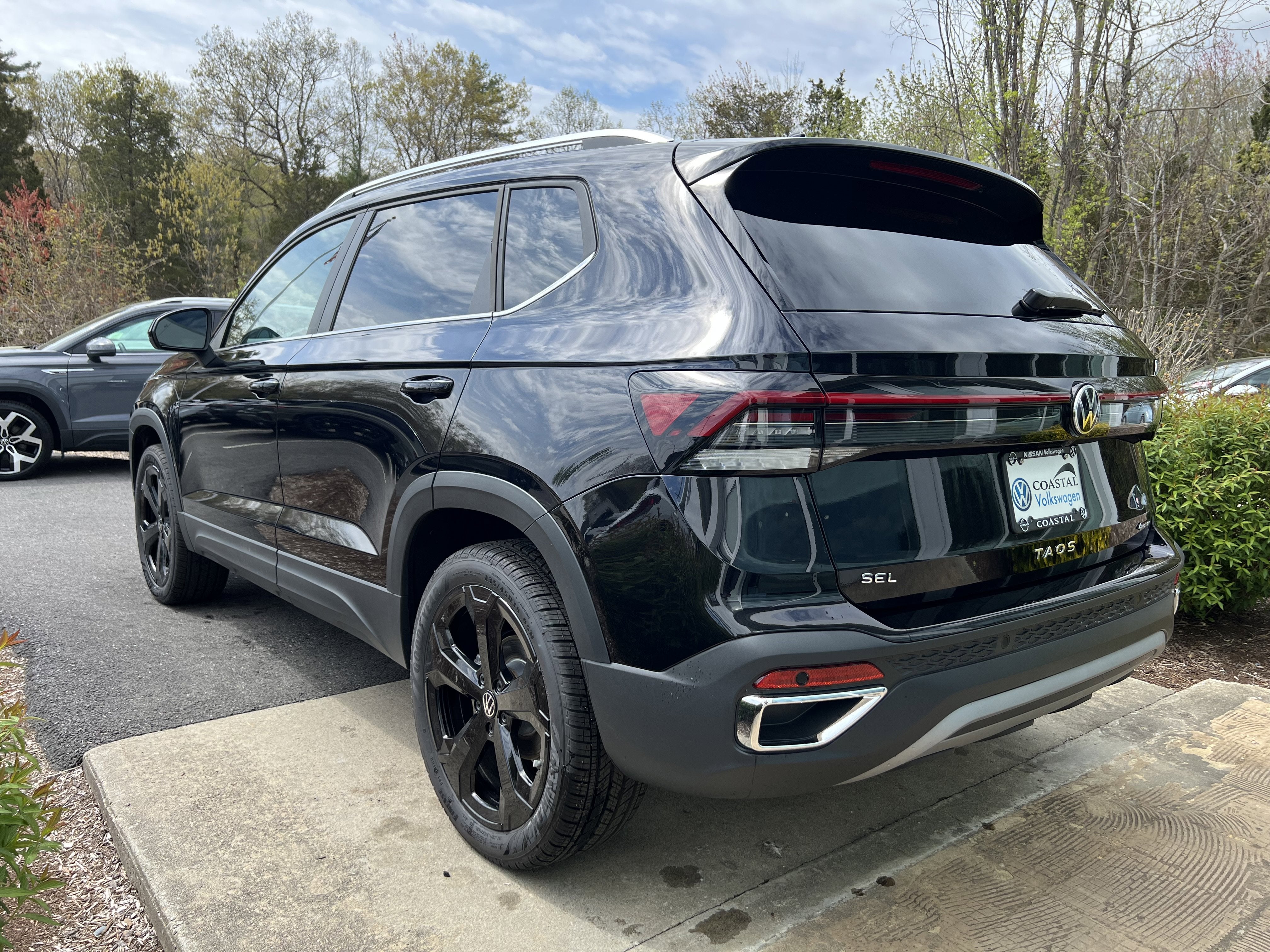 2026 Volkswagen Taos SEL