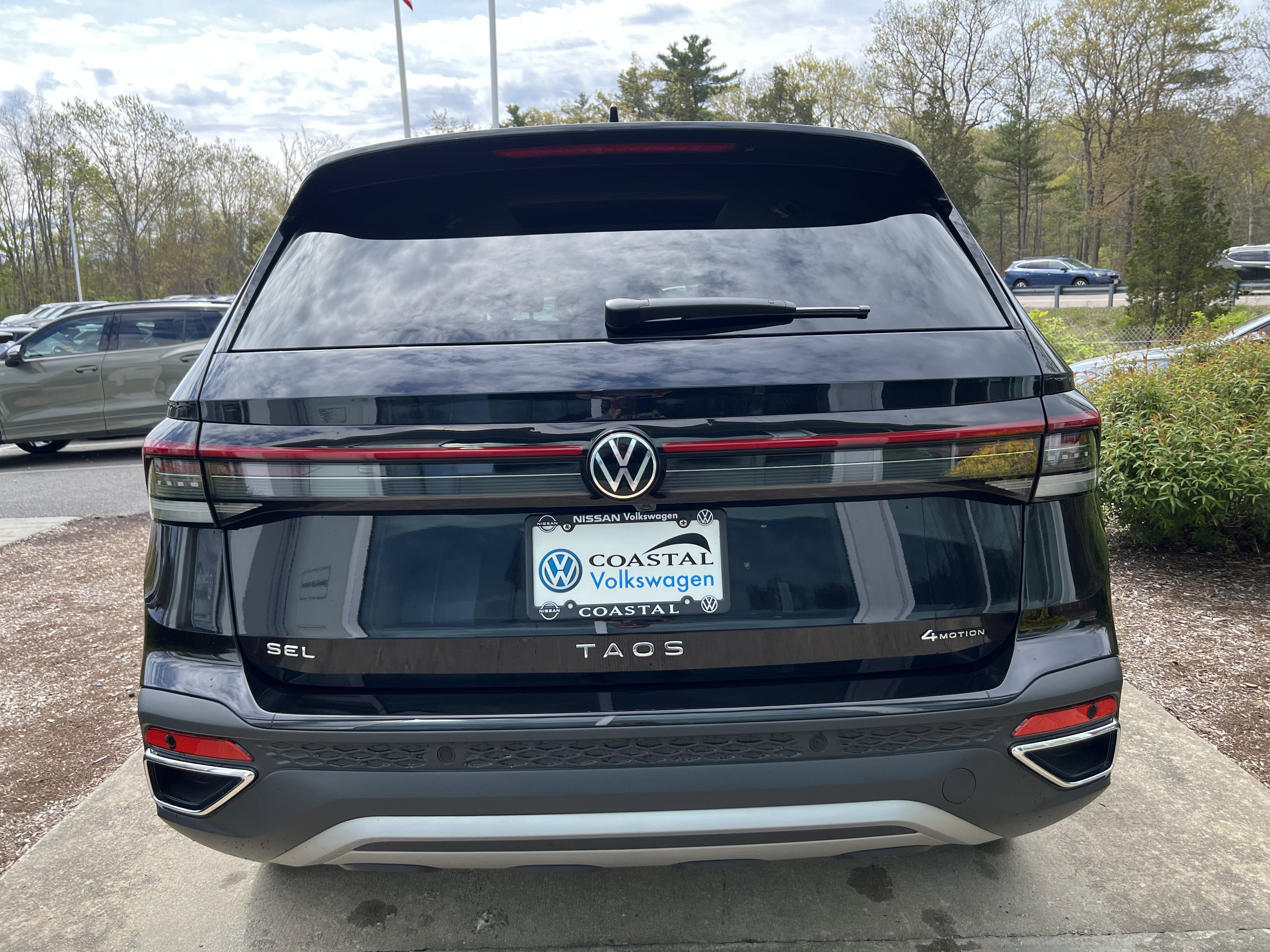 2026 Volkswagen Taos SEL
