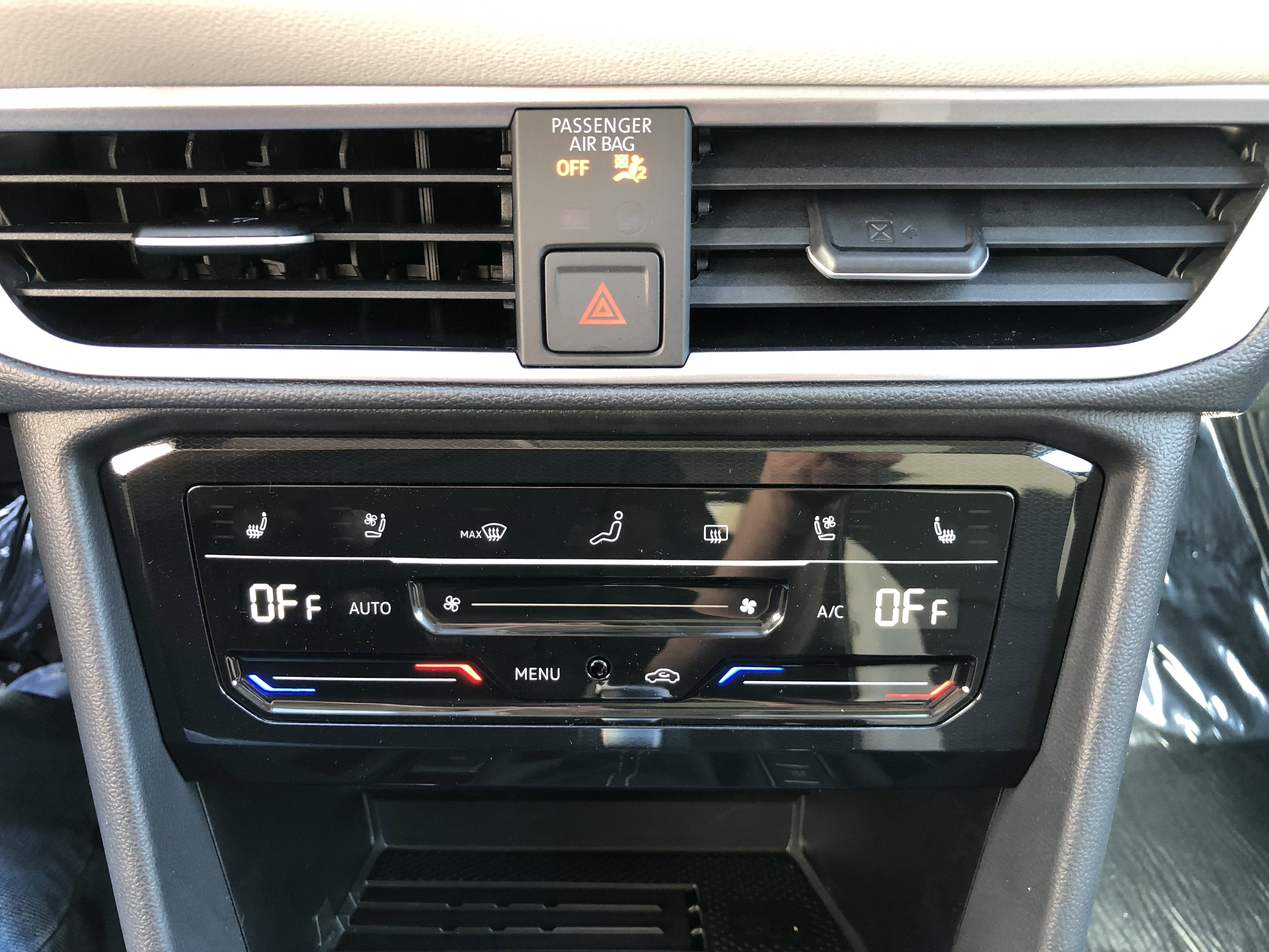 2026 Volkswagen Taos SEL