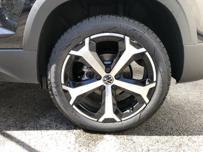 2026 Volkswagen Taos SEL