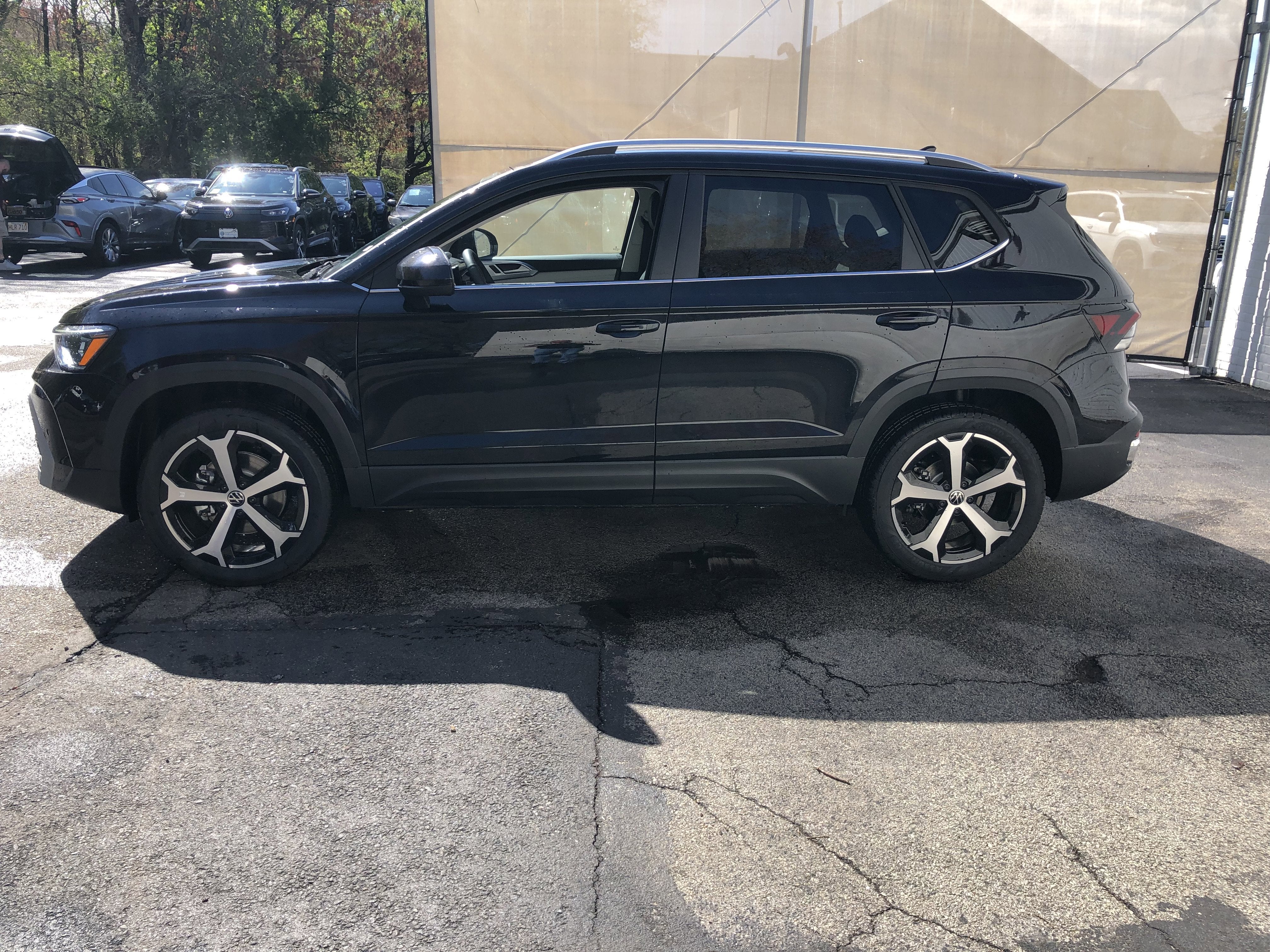 2026 Volkswagen Taos SEL