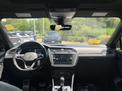 2022 Volkswagen Tiguan SE R-Line Black
