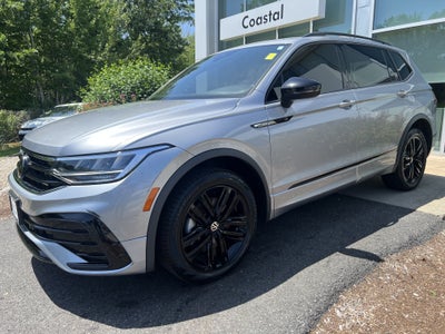 2022 Volkswagen Tiguan SE R-Line Black