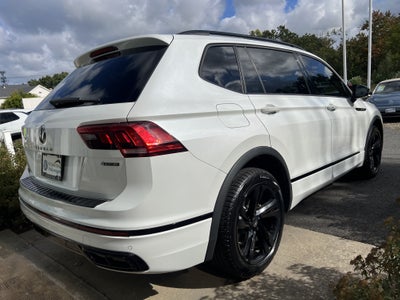 2023 Volkswagen Tiguan SE R-Line Black