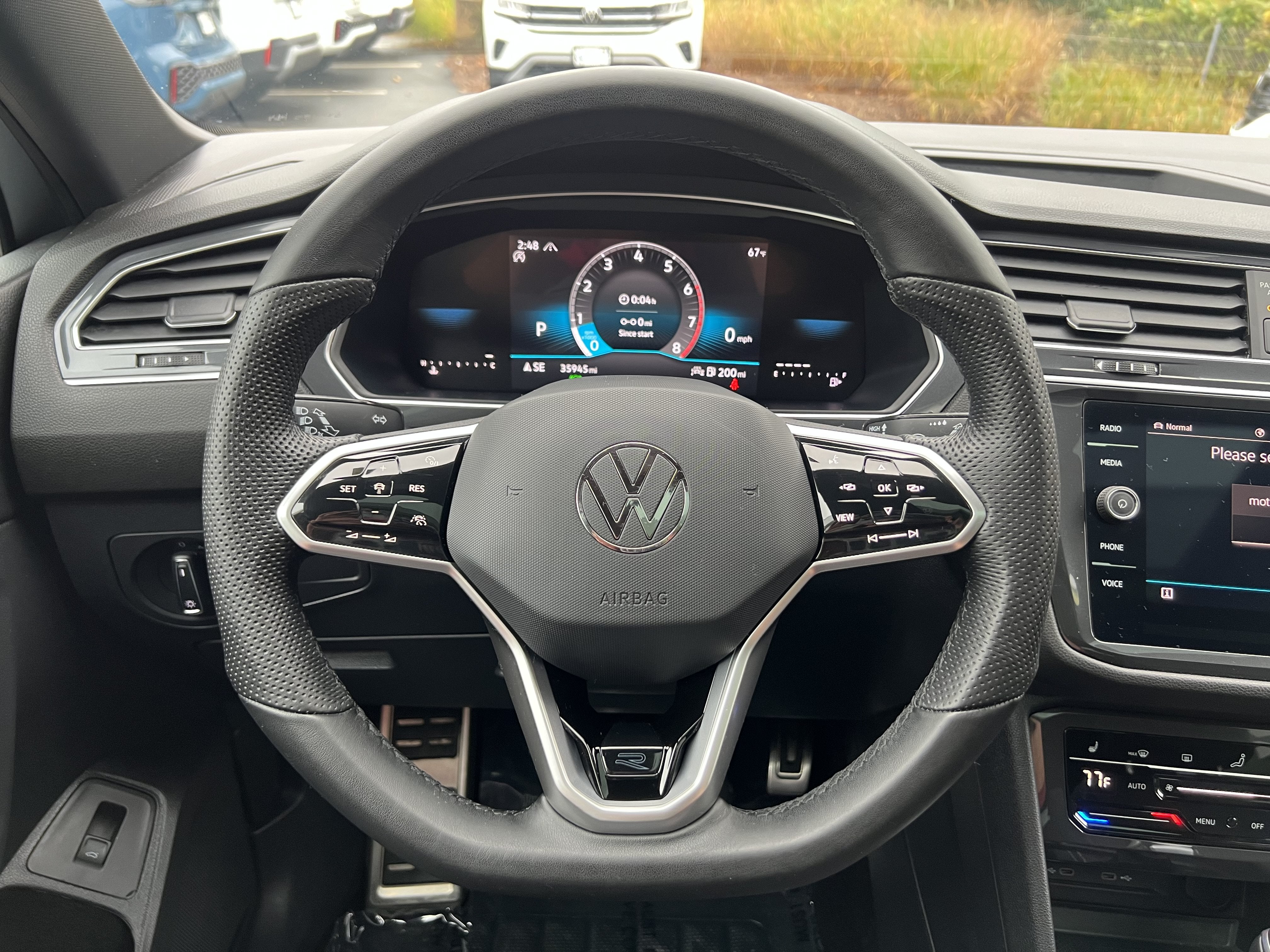 2024 Volkswagen Tiguan SE R-Line Black