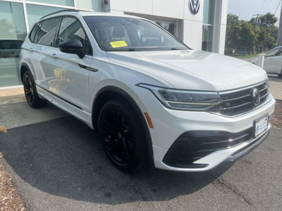 2023 Volkswagen Tiguan SE R-Line Black