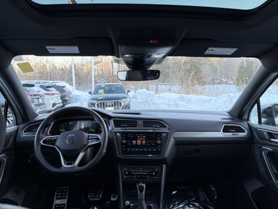 2024 Volkswagen Tiguan SE R-Line Black