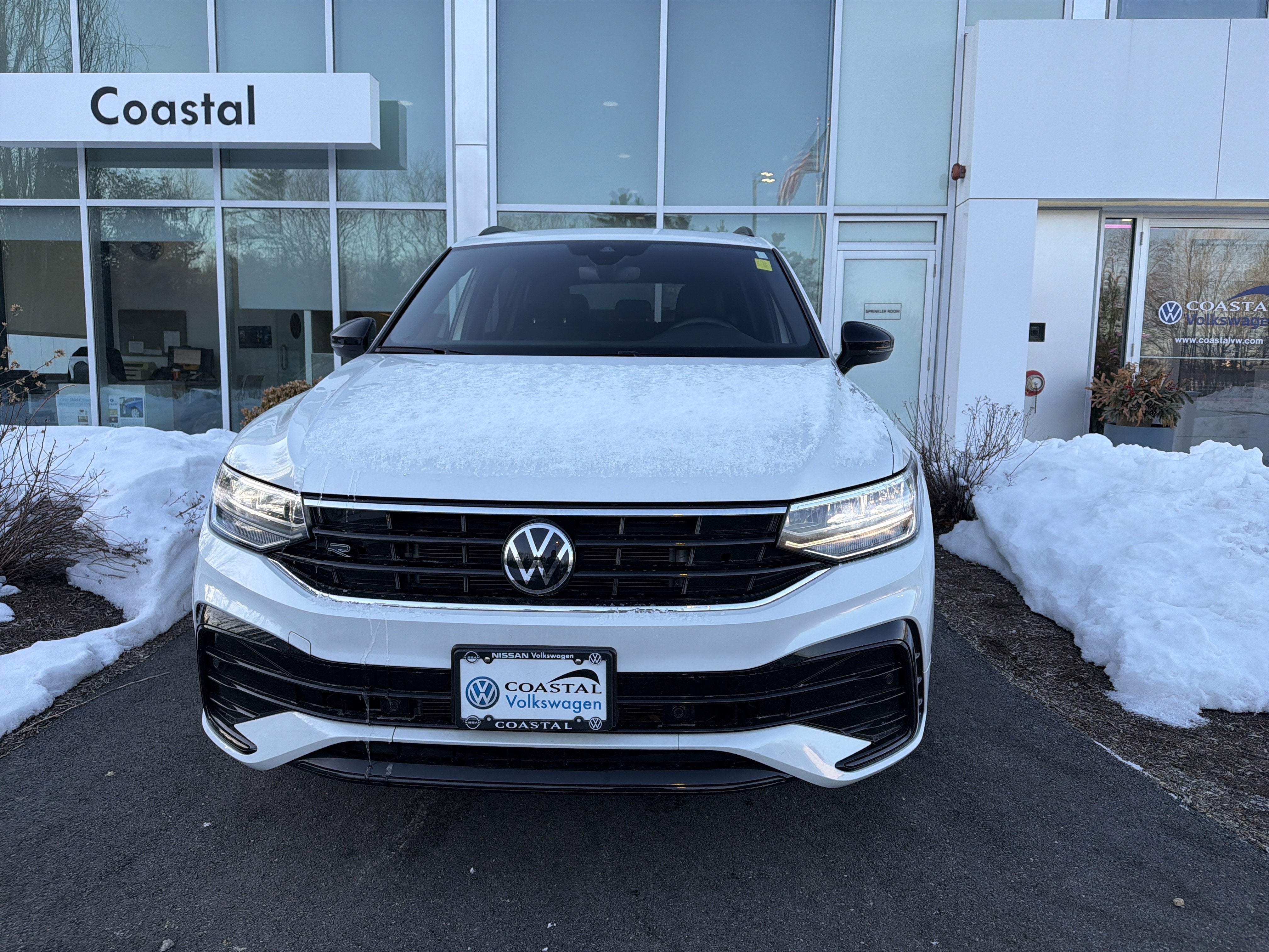 2024 Volkswagen Tiguan SE R-Line Black