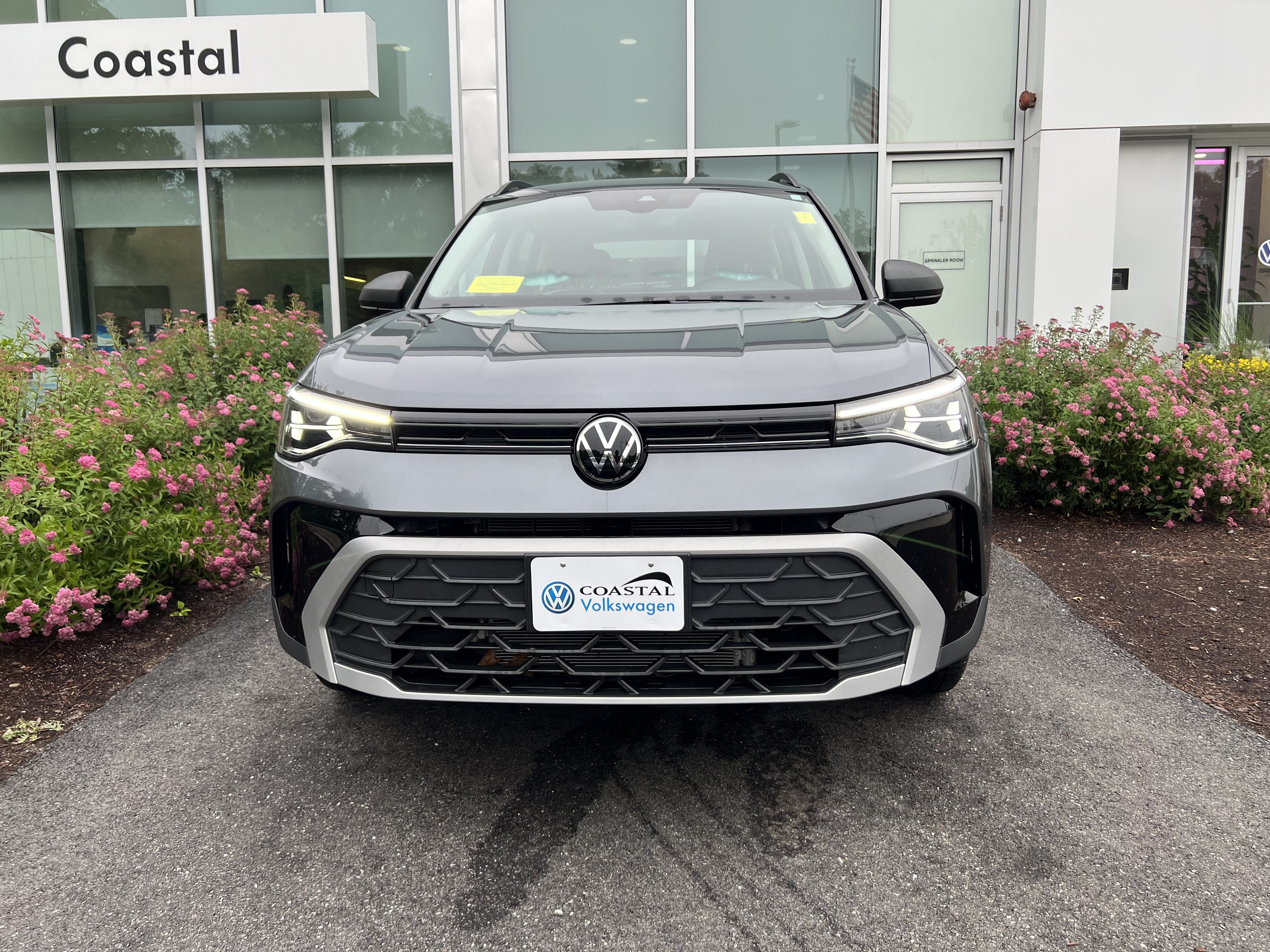 2025 Volkswagen Taos S