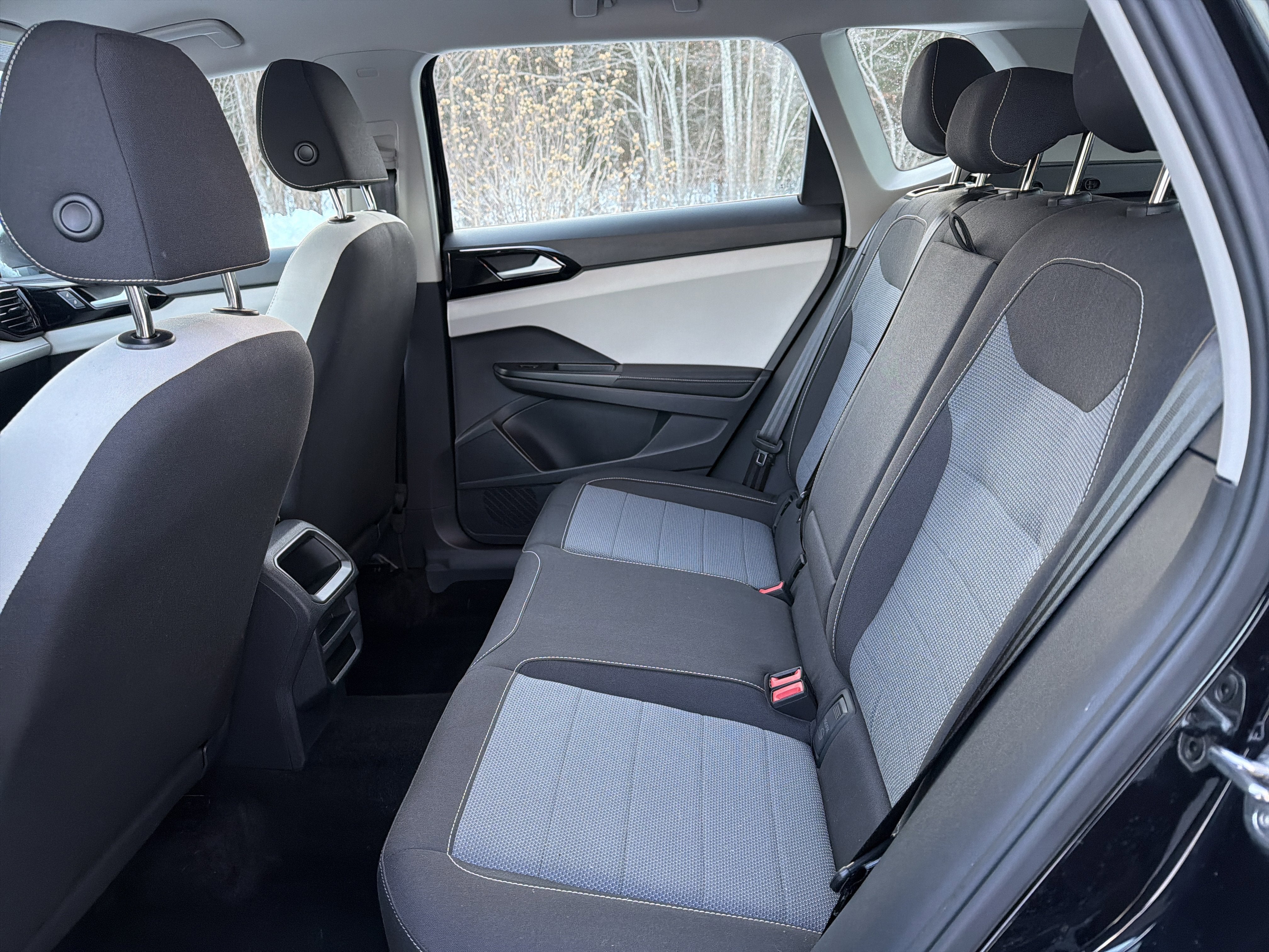 2025 Volkswagen Taos S