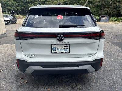 2026 Volkswagen Tiguan S w/18 wheel package