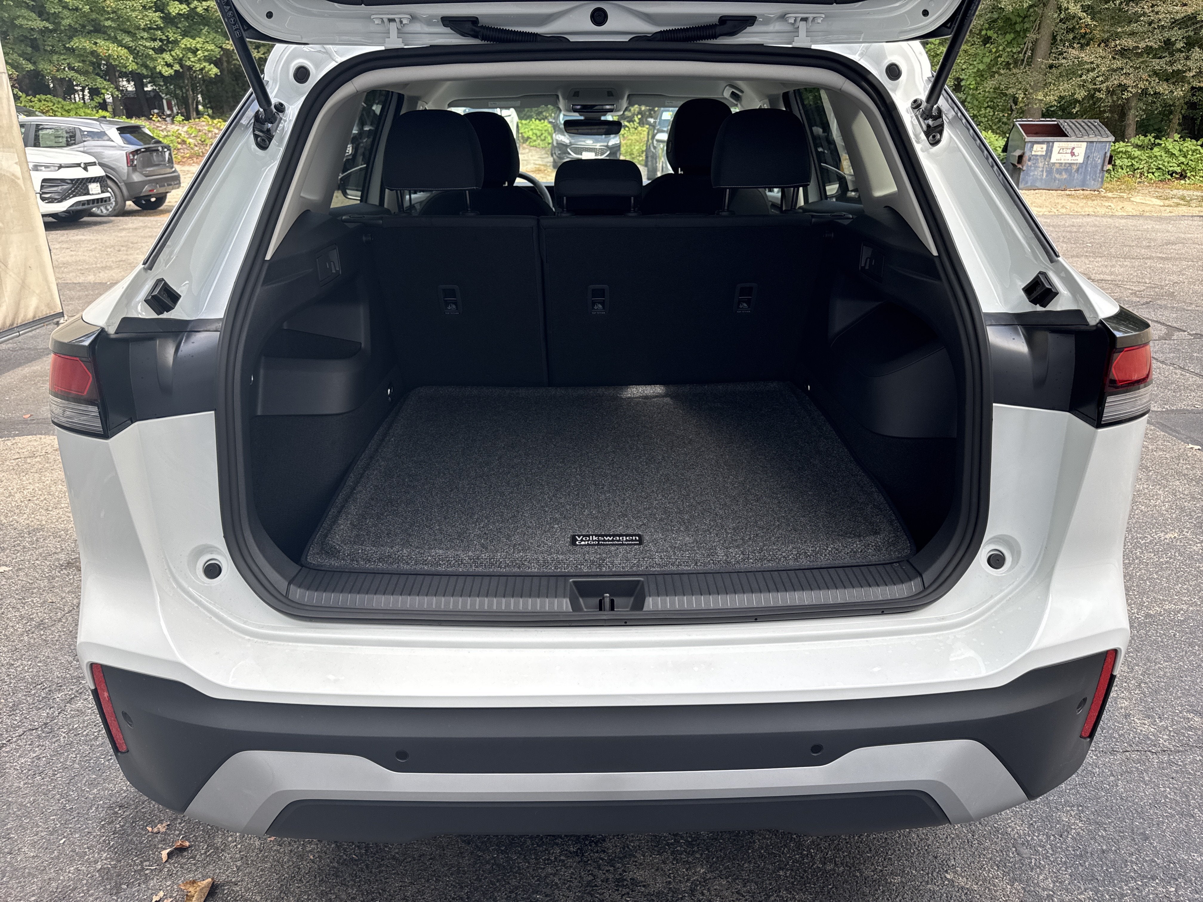 2026 Volkswagen Tiguan S w/18 wheel package