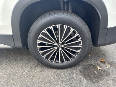 2026 Volkswagen Tiguan S w/18 wheel package
