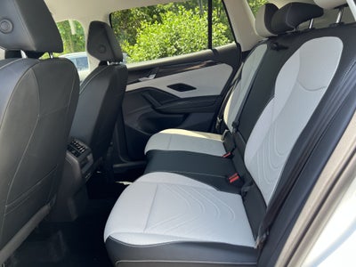 2025 Volkswagen Tiguan SE