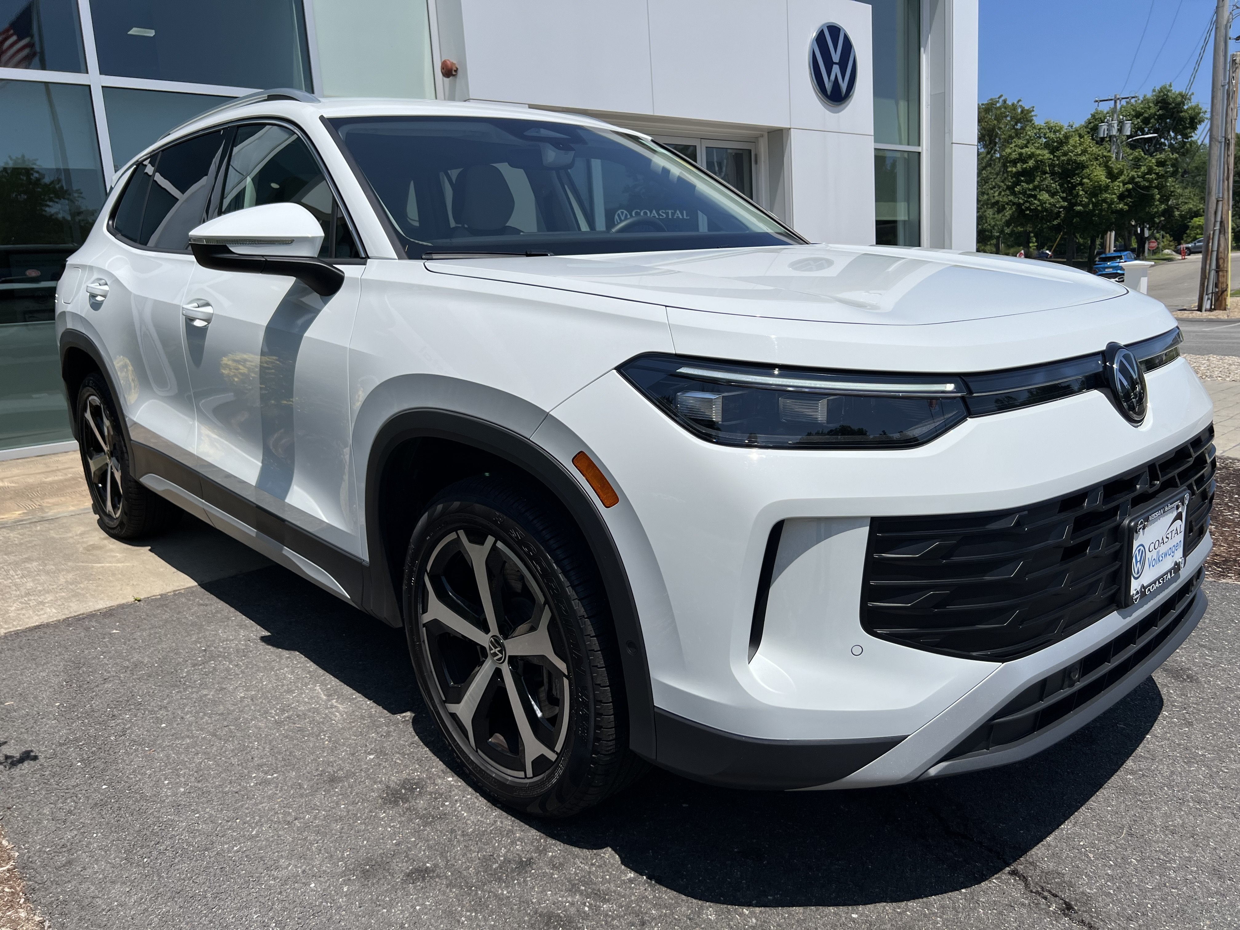 2025 Volkswagen Tiguan SE