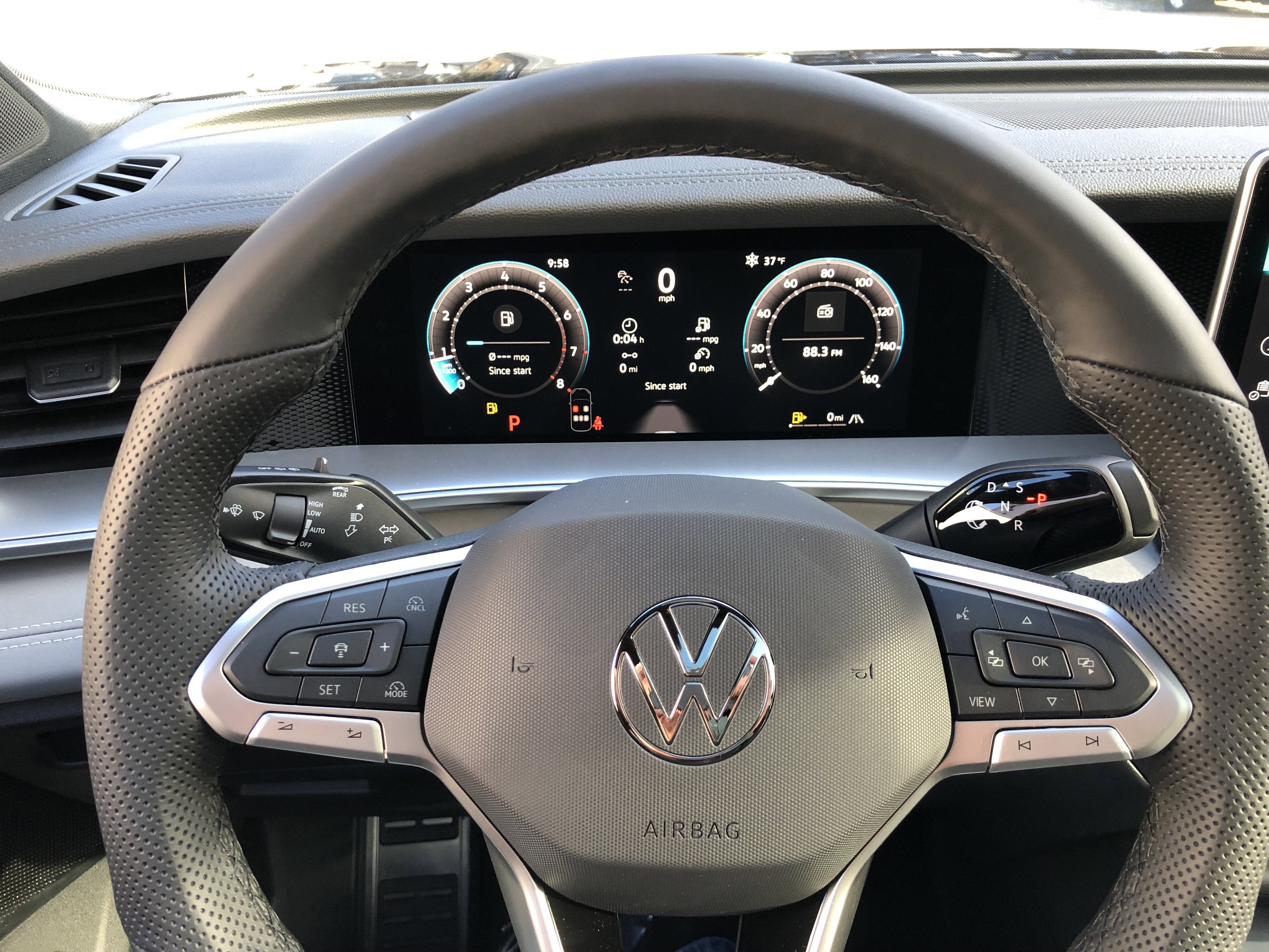 2026 Volkswagen Tiguan SE R-Line Black