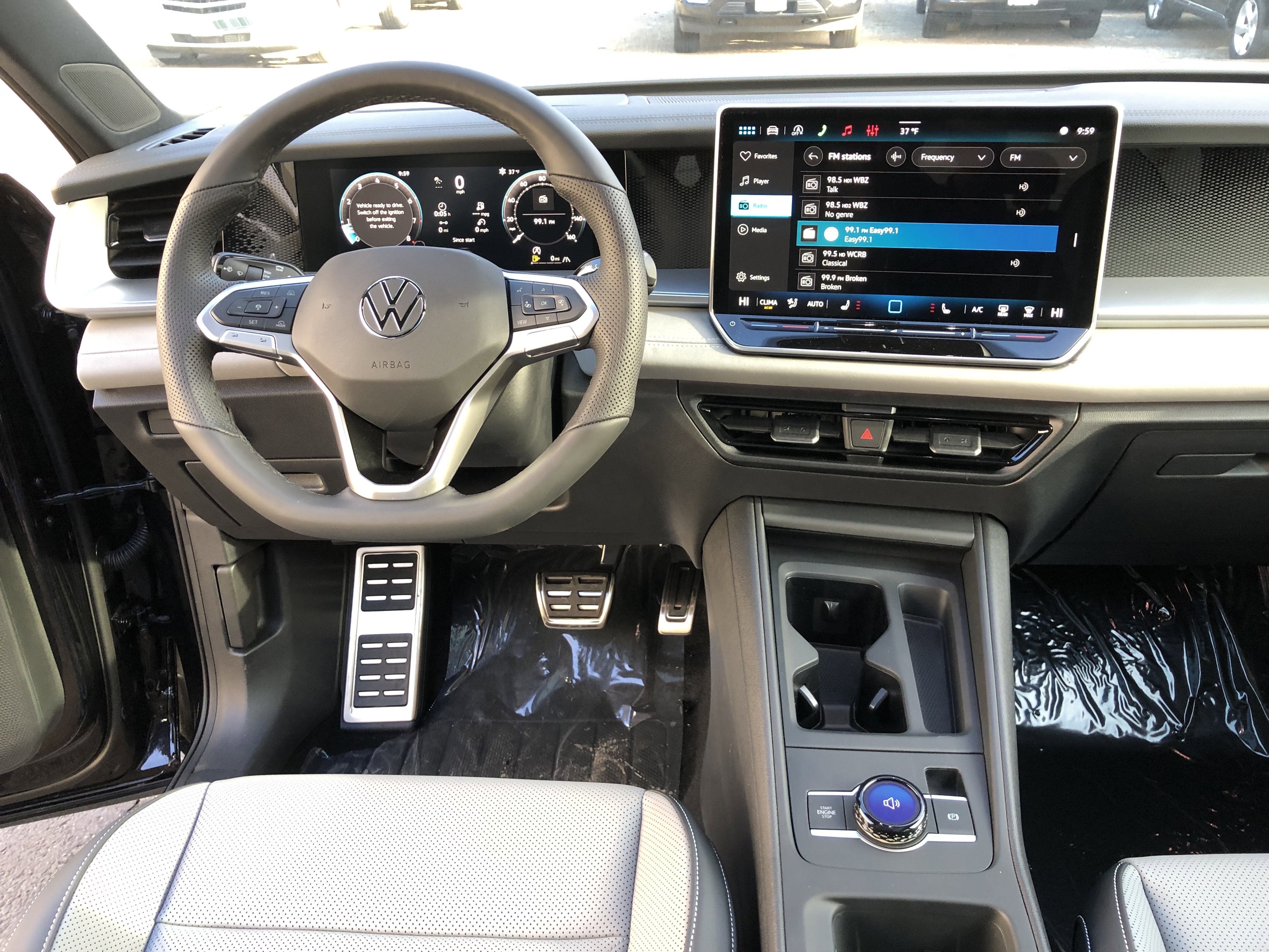 2026 Volkswagen Tiguan SE R-Line Black