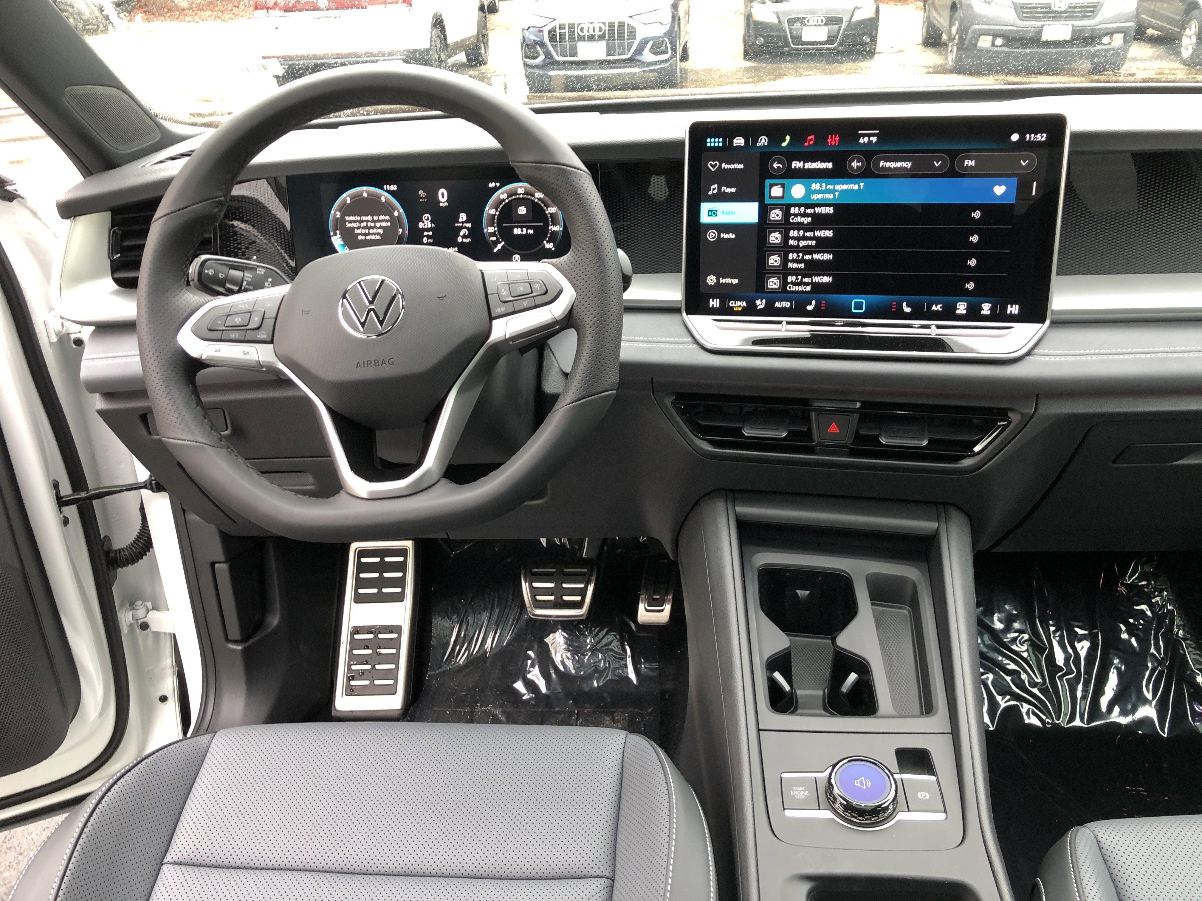 2026 Volkswagen Tiguan SE R-Line Black