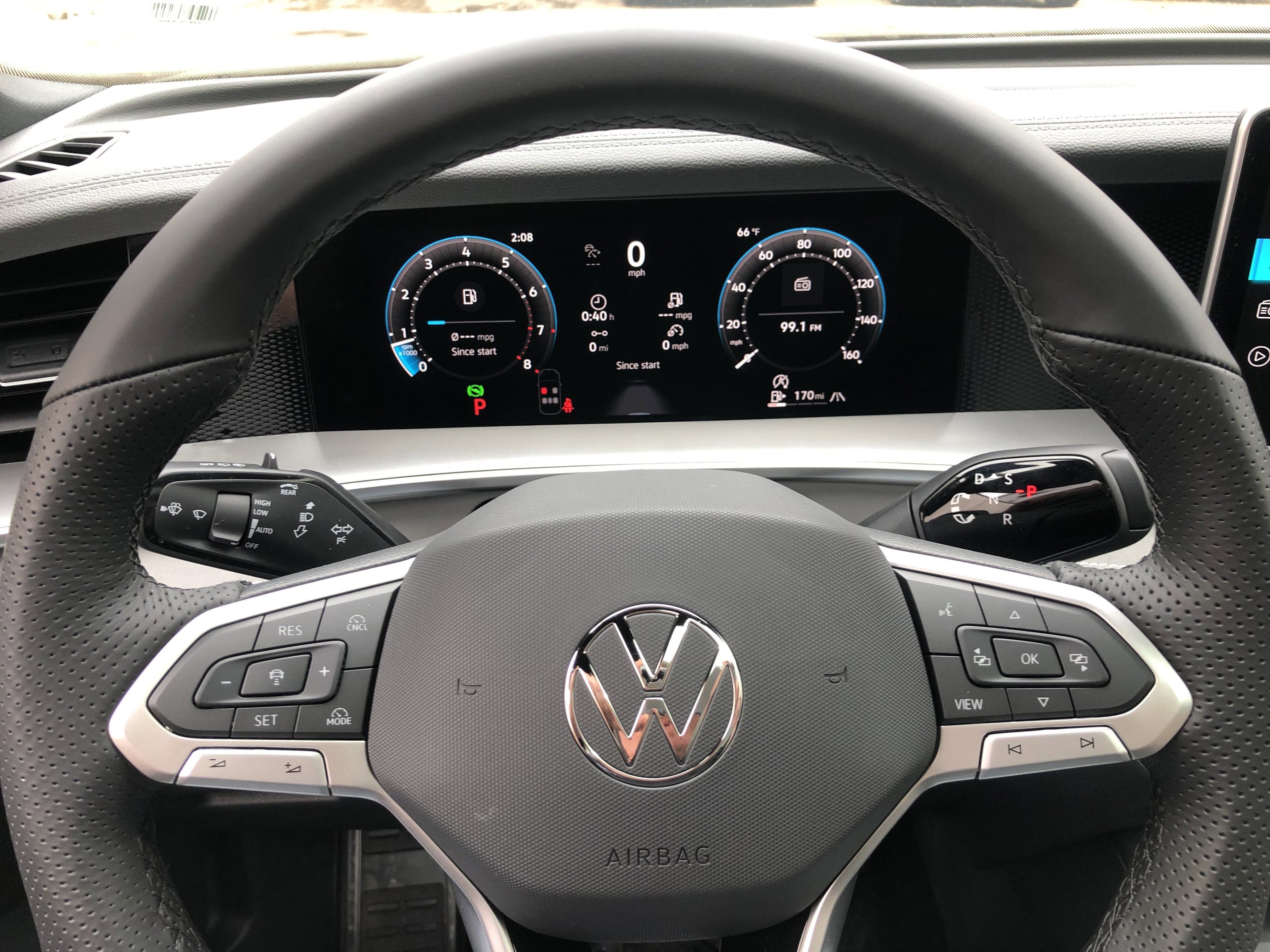 2026 Volkswagen Tiguan SE R-Line Black