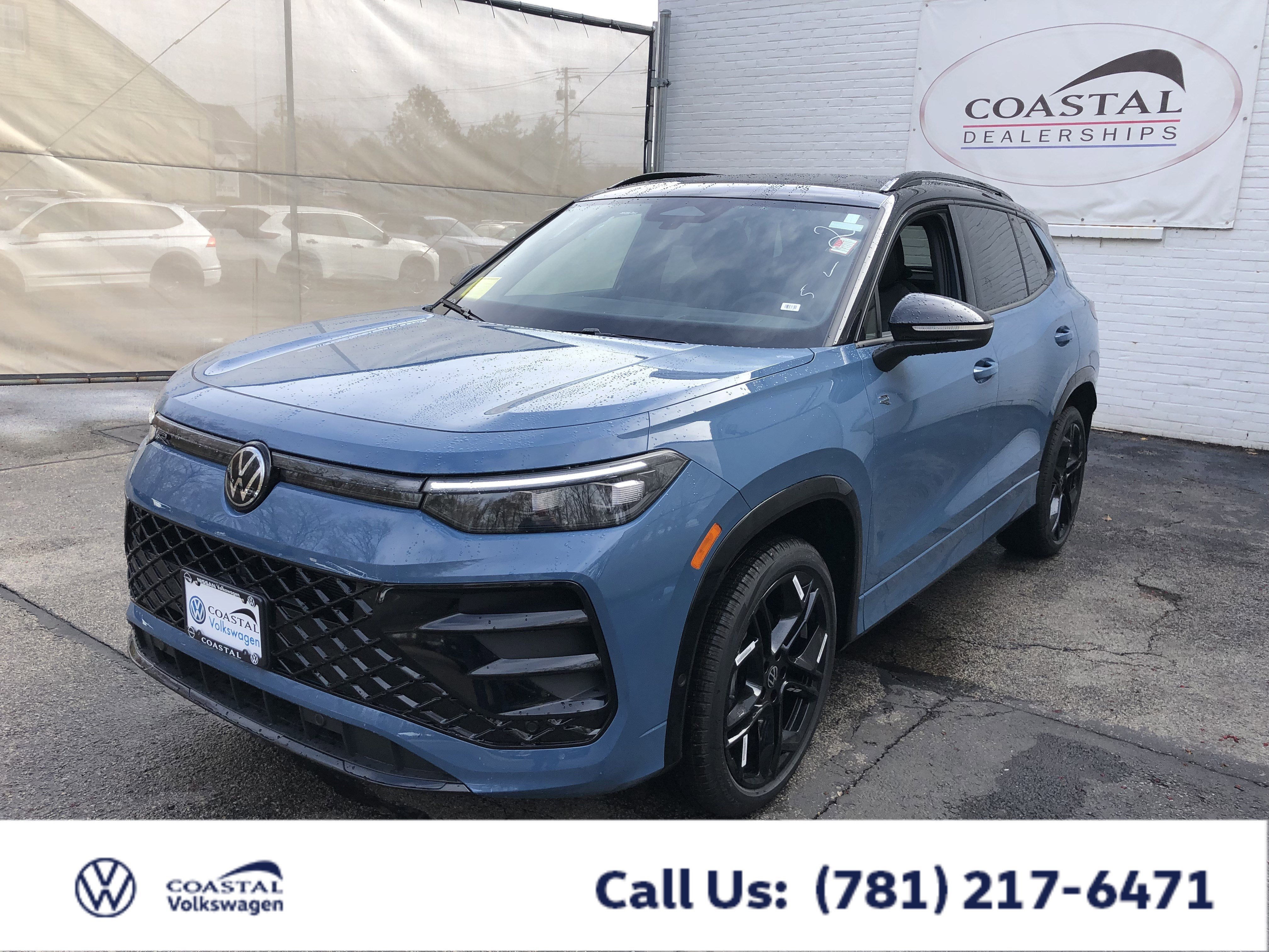 2026 Volkswagen Tiguan SE R-Line Black