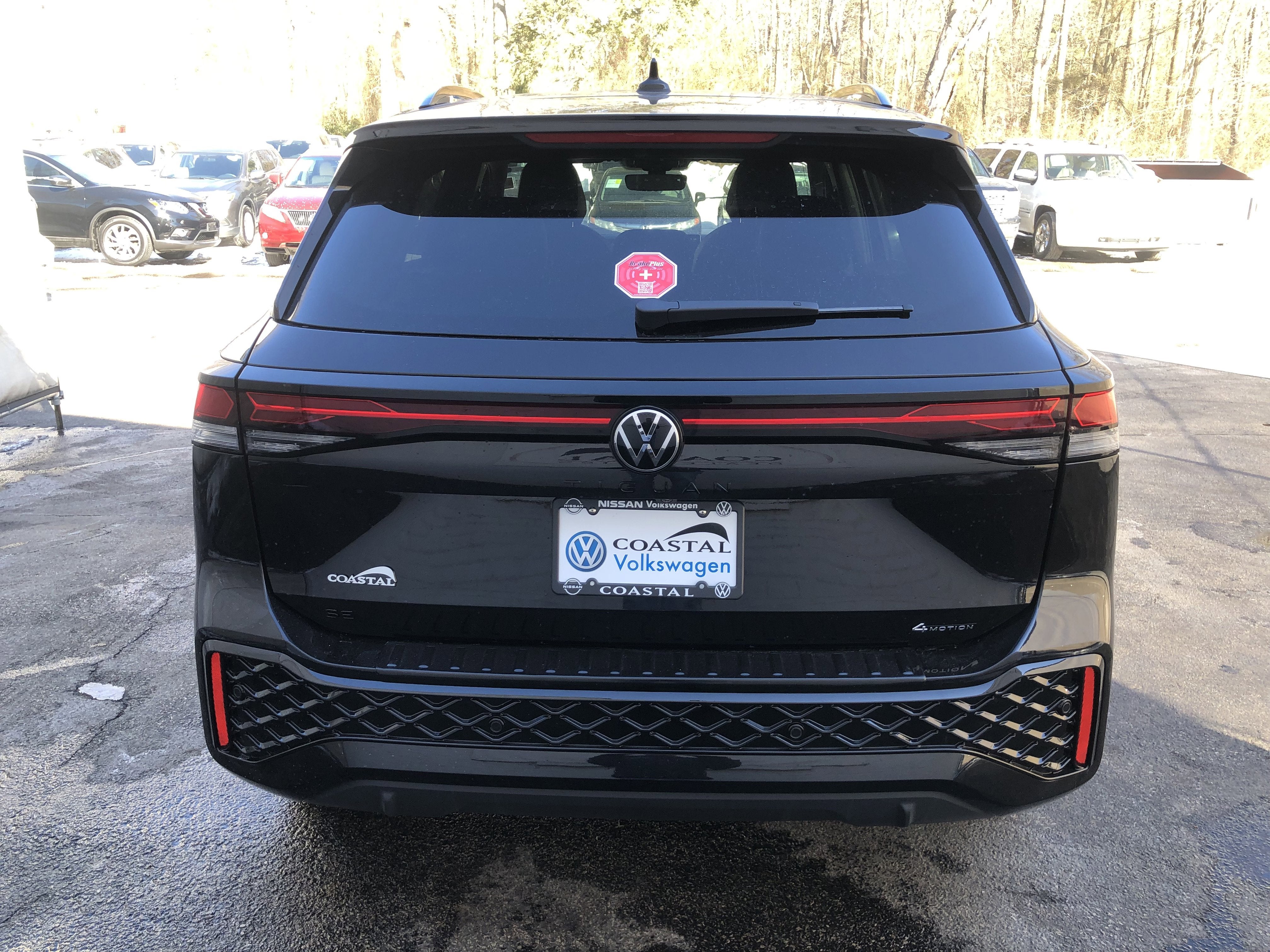 2026 Volkswagen Tiguan SE R-Line Black