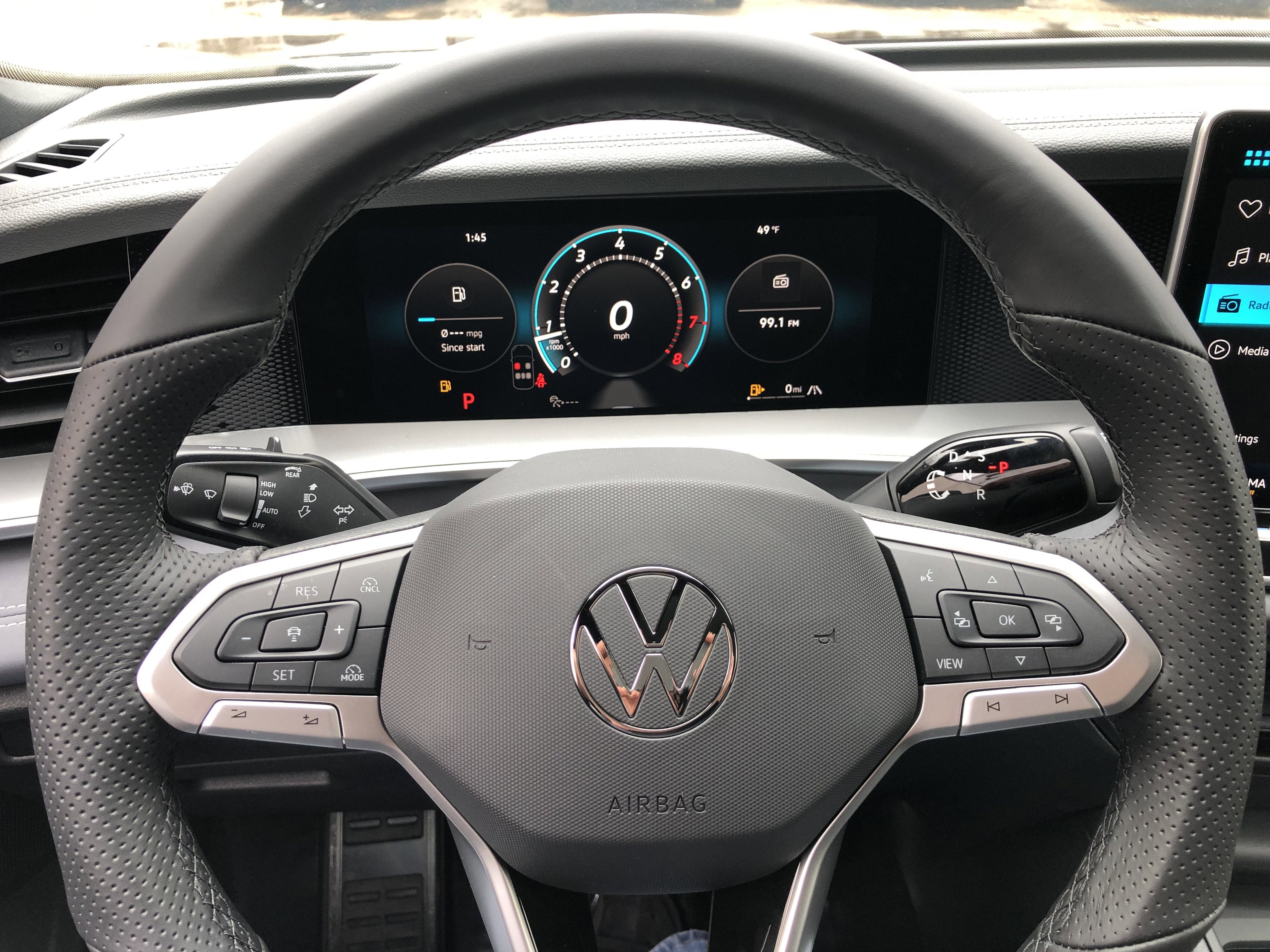 2026 Volkswagen Tiguan SE R-Line Black