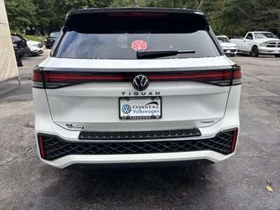 2026 Volkswagen Tiguan SE R-Line Black
