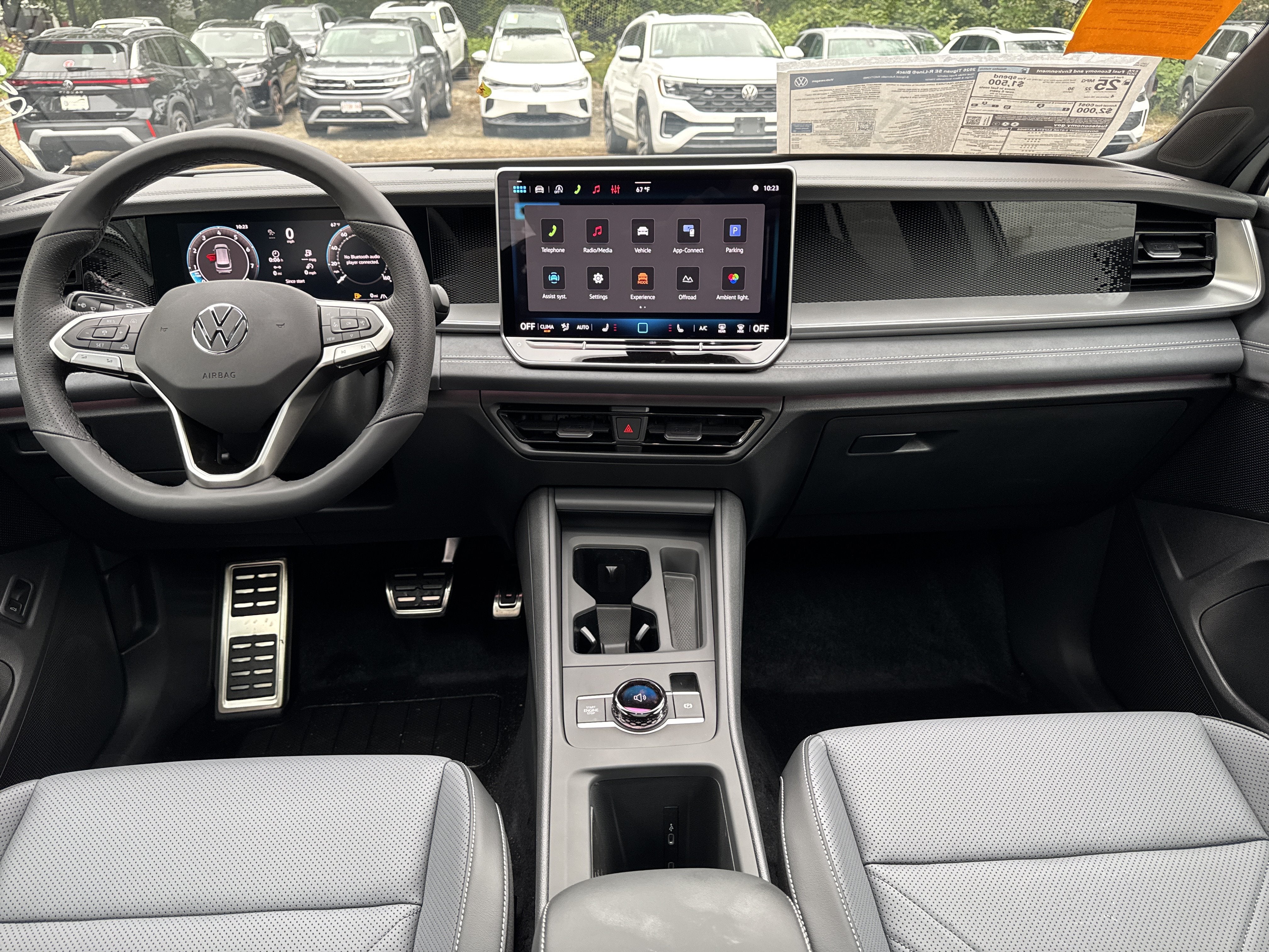 2026 Volkswagen Tiguan SE R-Line Black