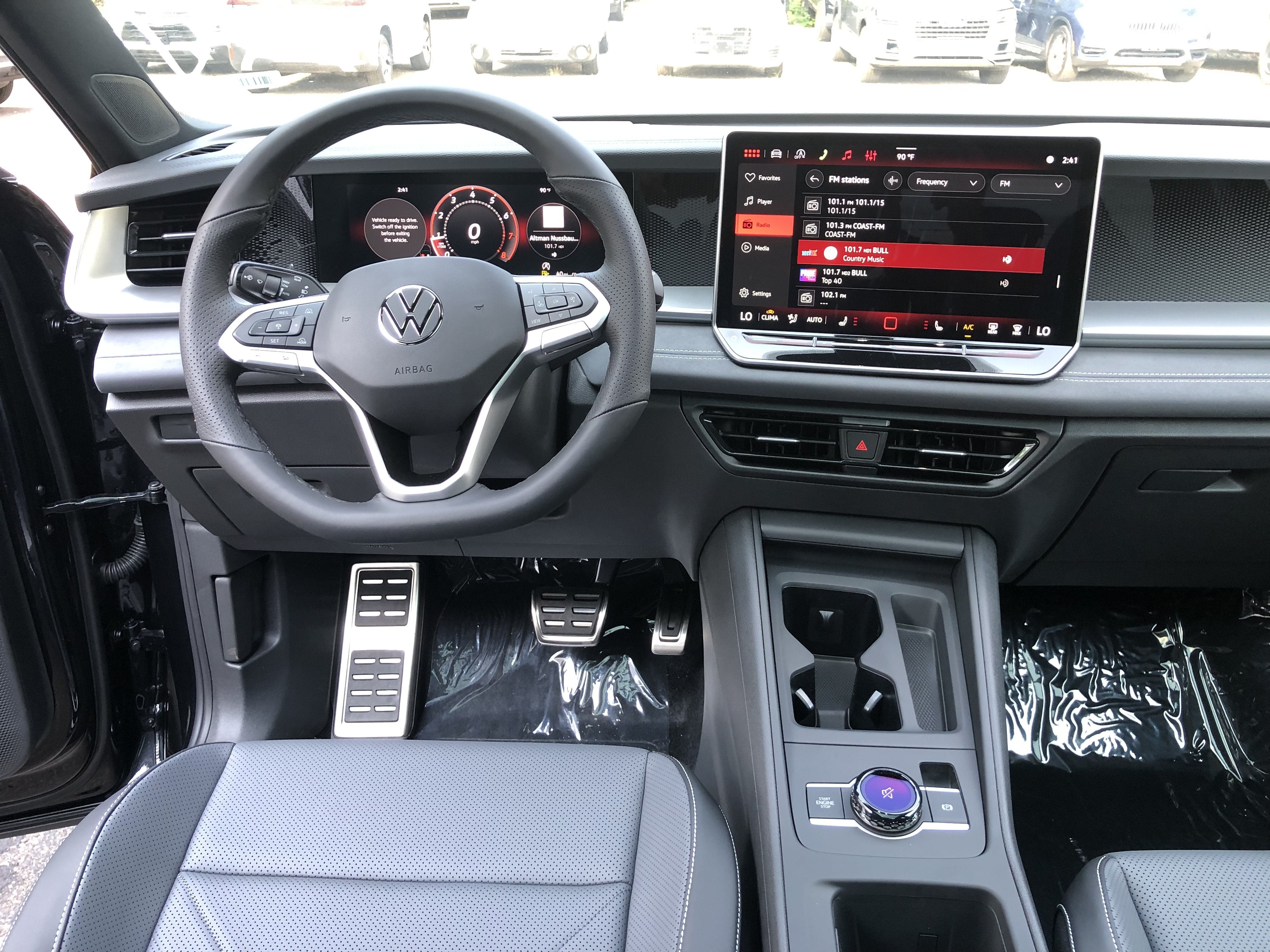 2026 Volkswagen Tiguan SE R-Line Black