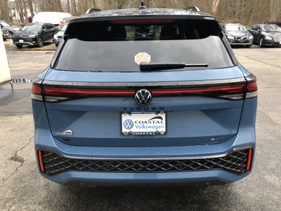 2026 Volkswagen Tiguan SE R-Line Black