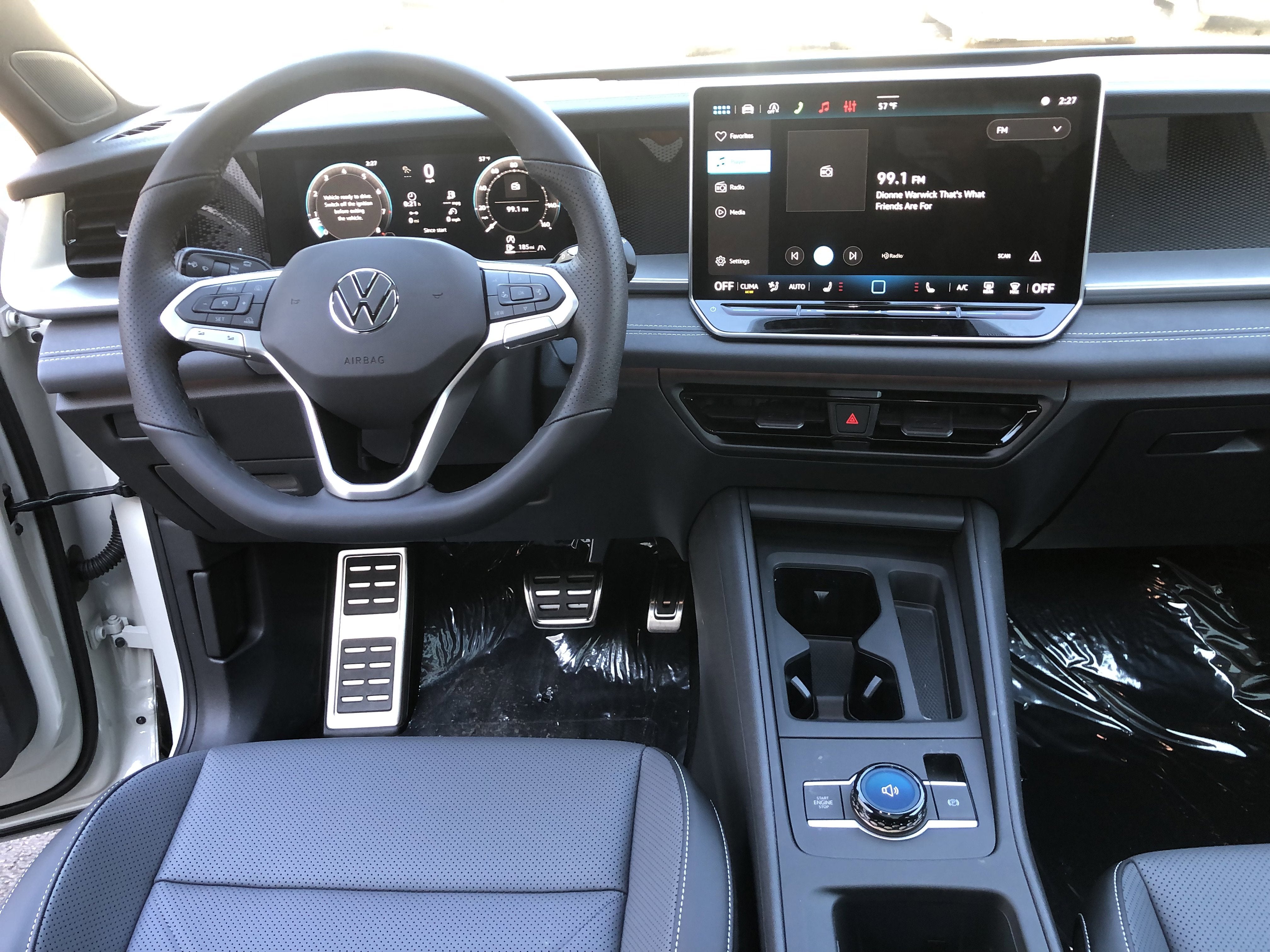 2026 Volkswagen Tiguan SE R-Line Black