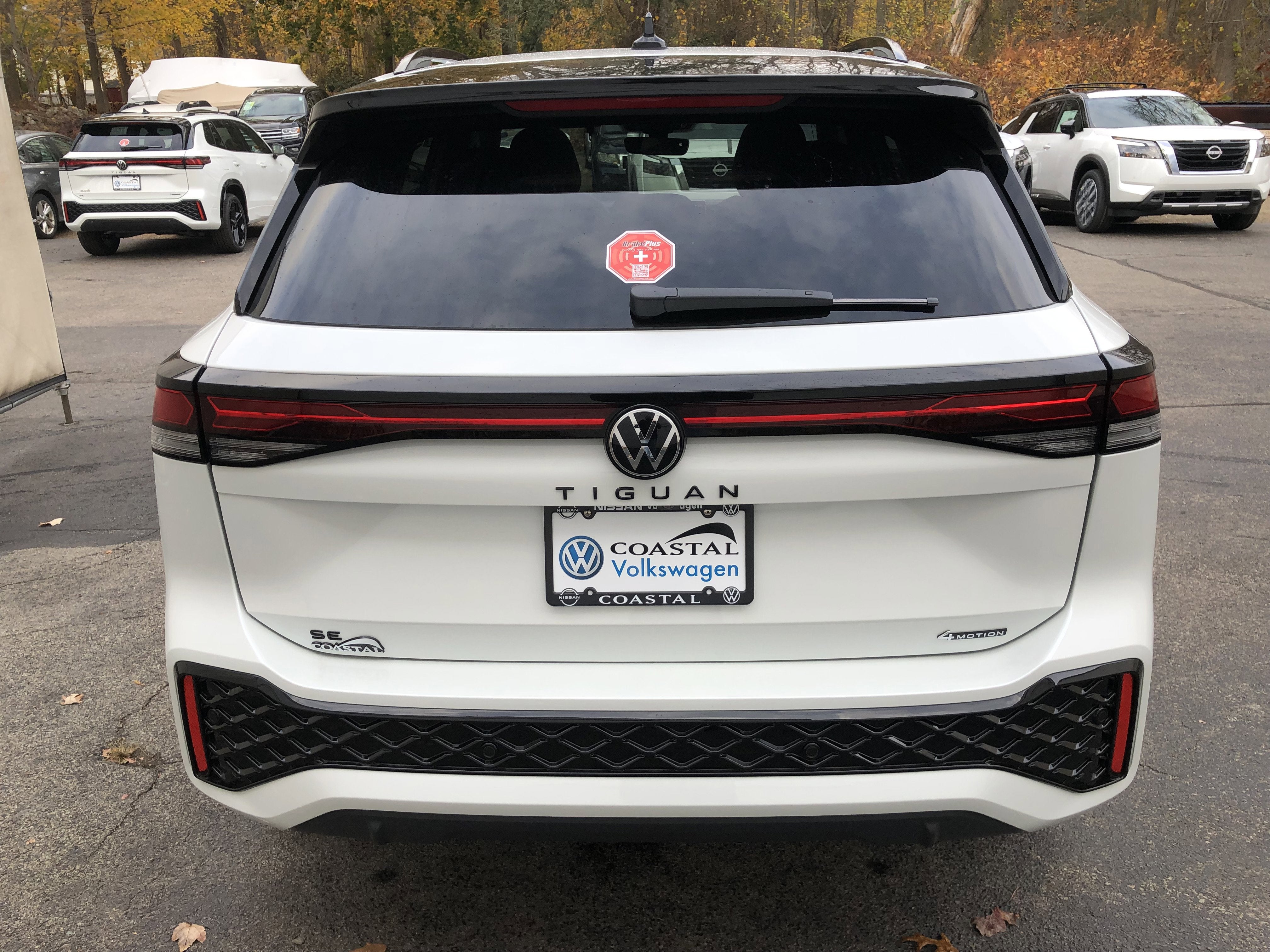 2026 Volkswagen Tiguan SE R-Line Black