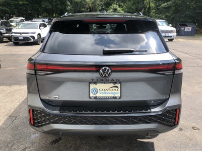 2026 Volkswagen Tiguan SE R-Line Black
