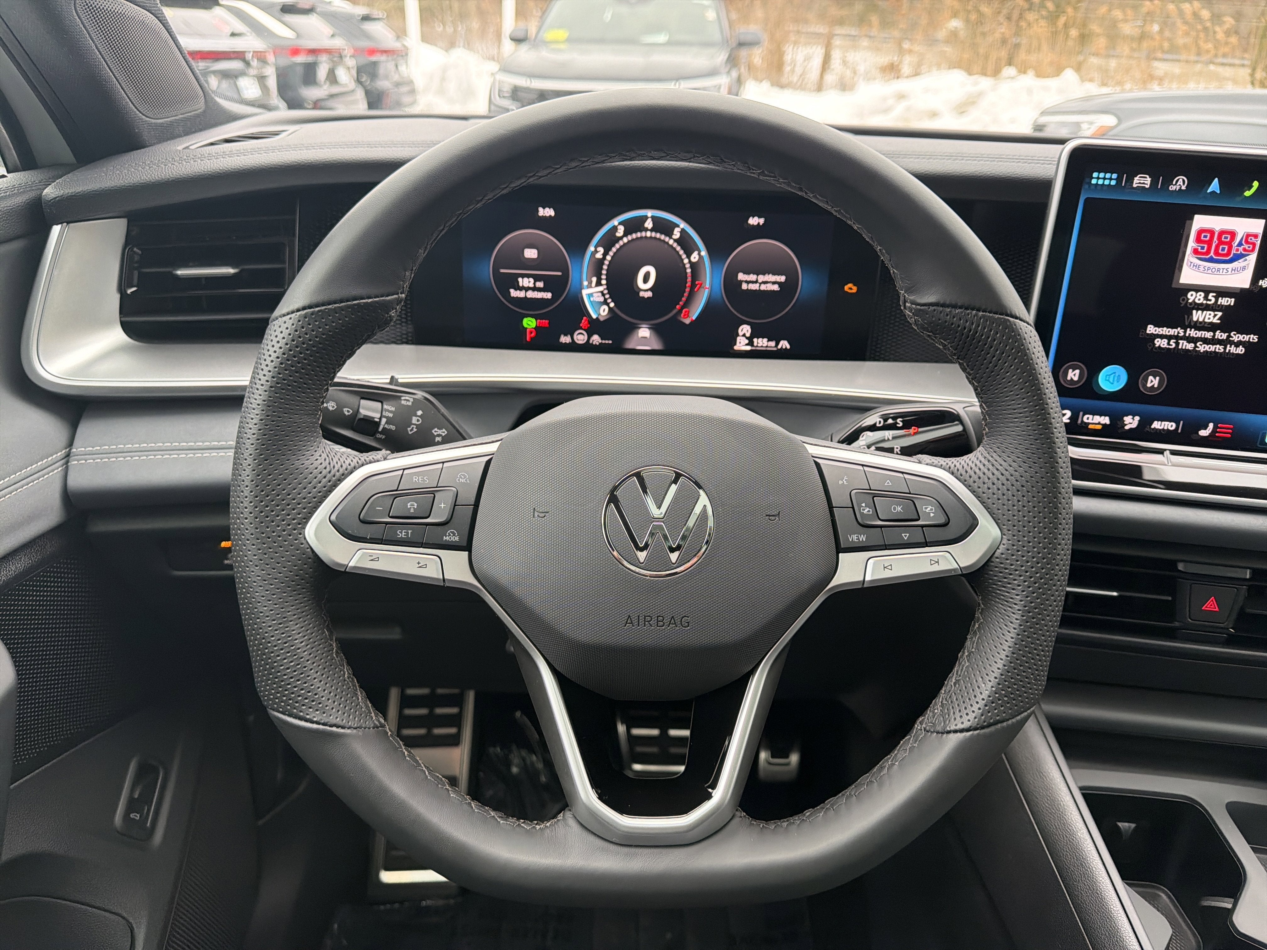 2025 Volkswagen Tiguan SE R-Line Black