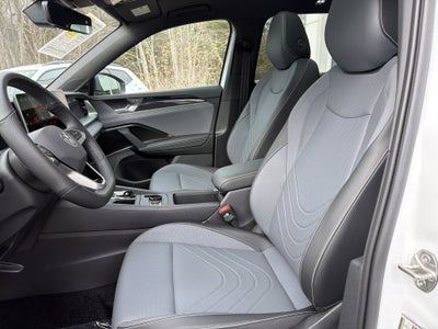 2025 Volkswagen Tiguan SE R-Line Black