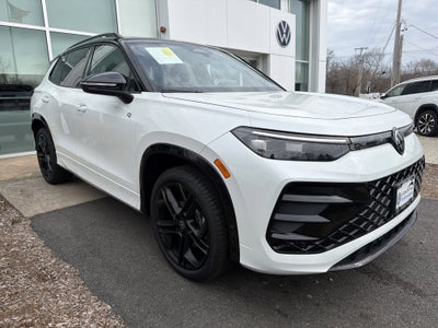 2025 Volkswagen Tiguan SE R-Line Black