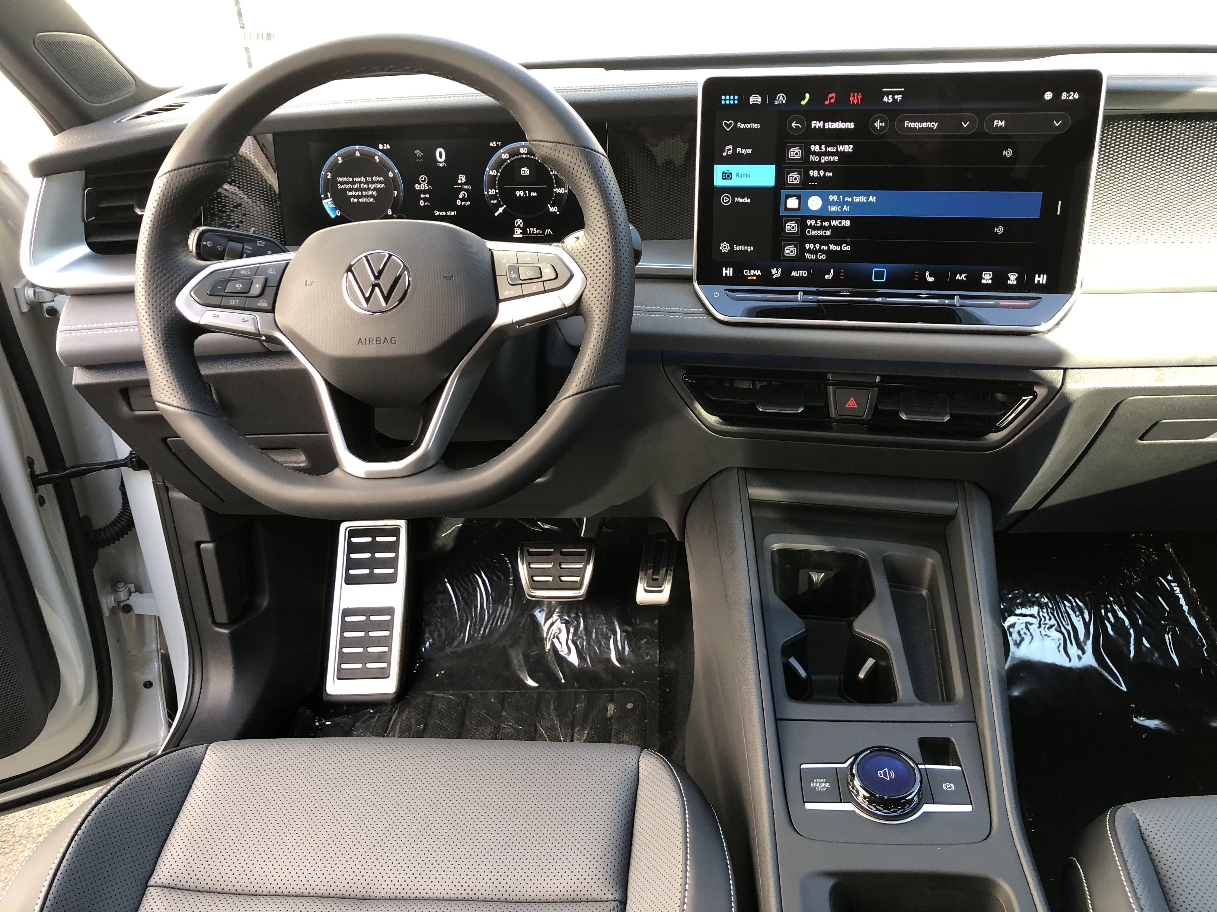 2026 Volkswagen Tiguan SE R-Line Black