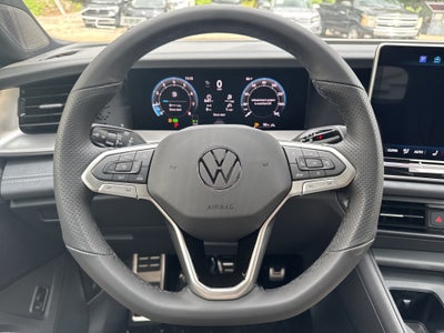 2026 Volkswagen Tiguan SE R-Line Black