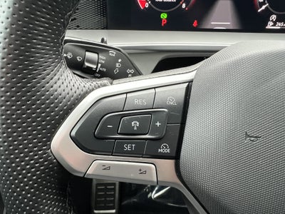 2025 Volkswagen Tiguan SE R-Line Black