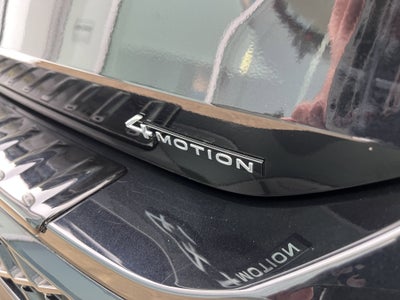 2025 Volkswagen Tiguan SE R-Line Black